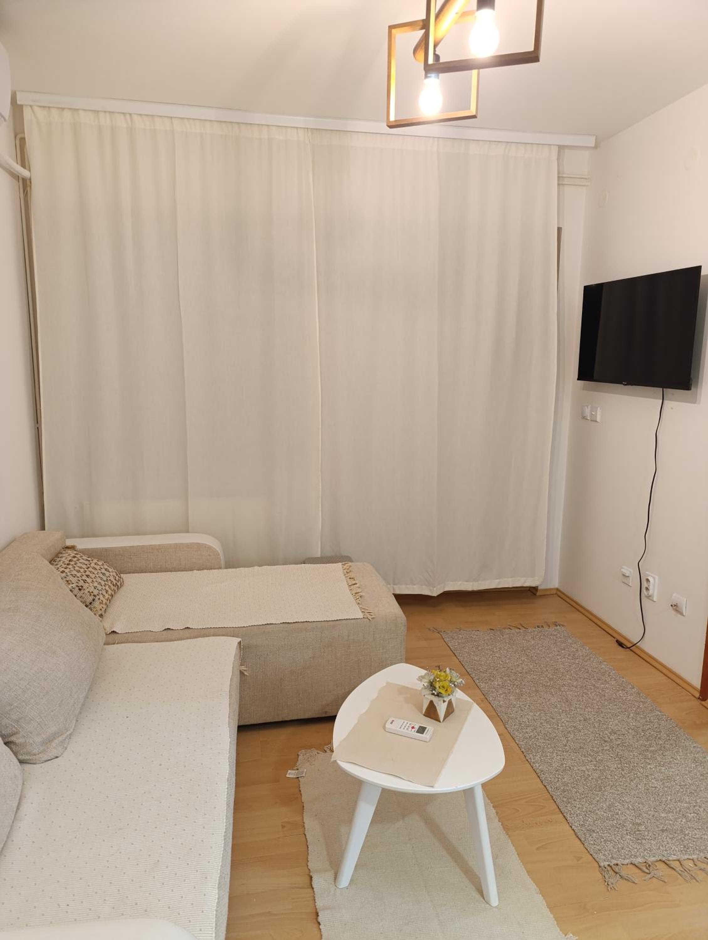 Lovely one bedroom view 2