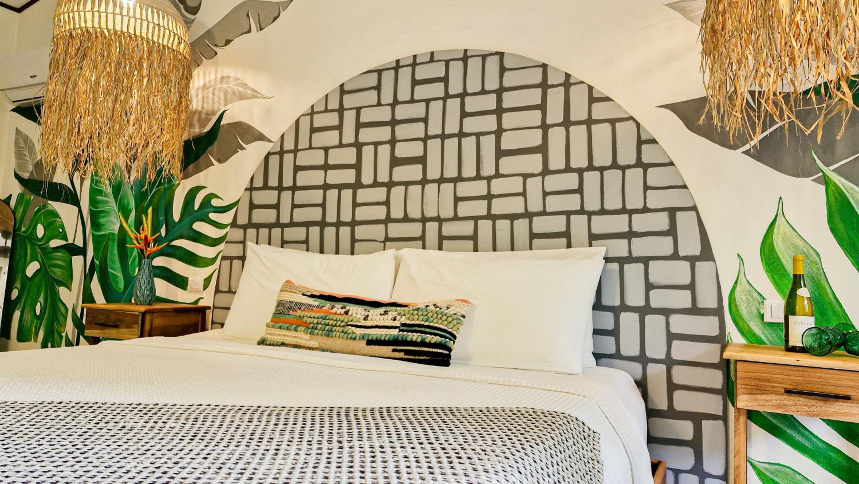 Coral Suite near the beach