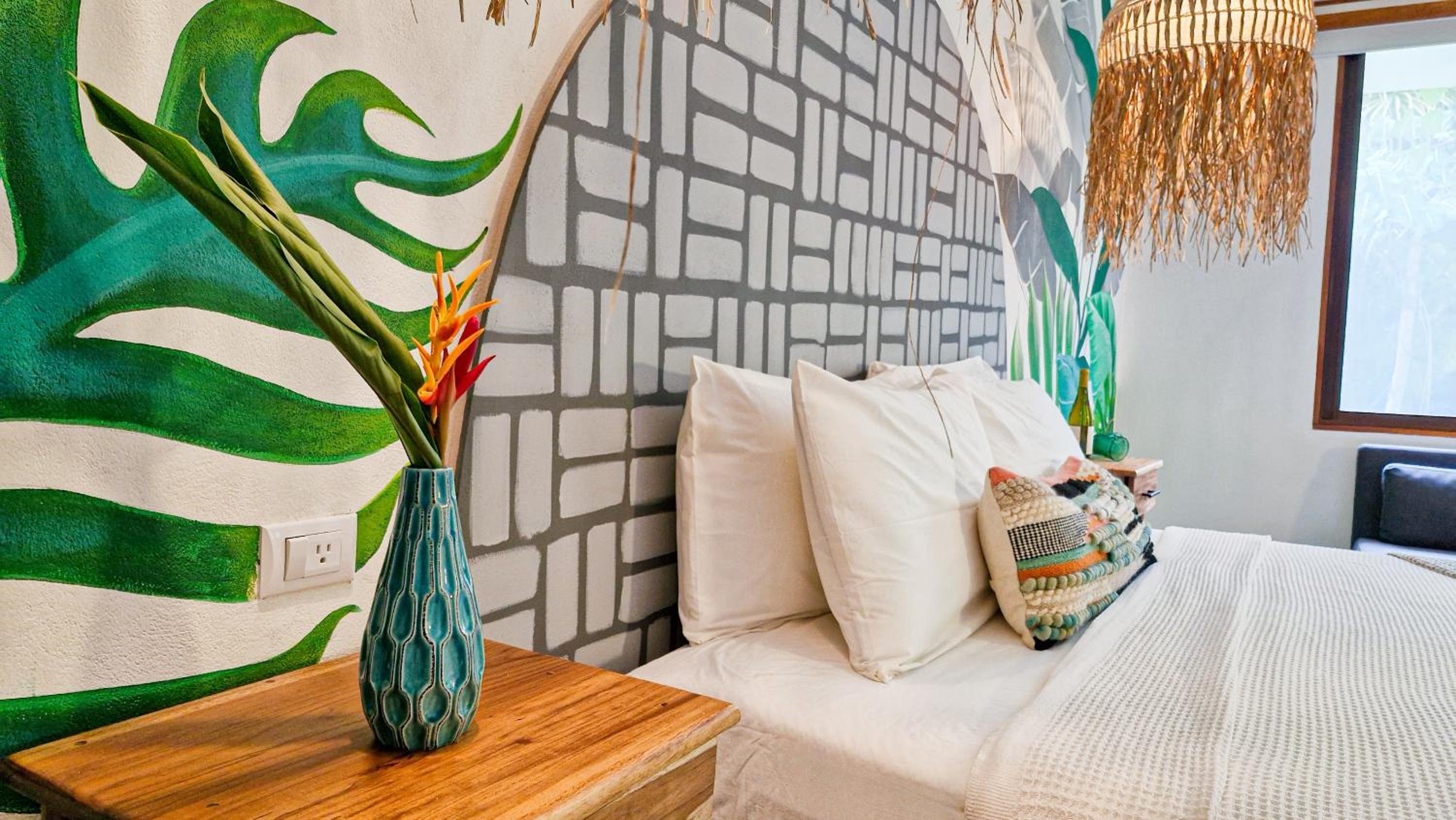 Coral Suite near the beach