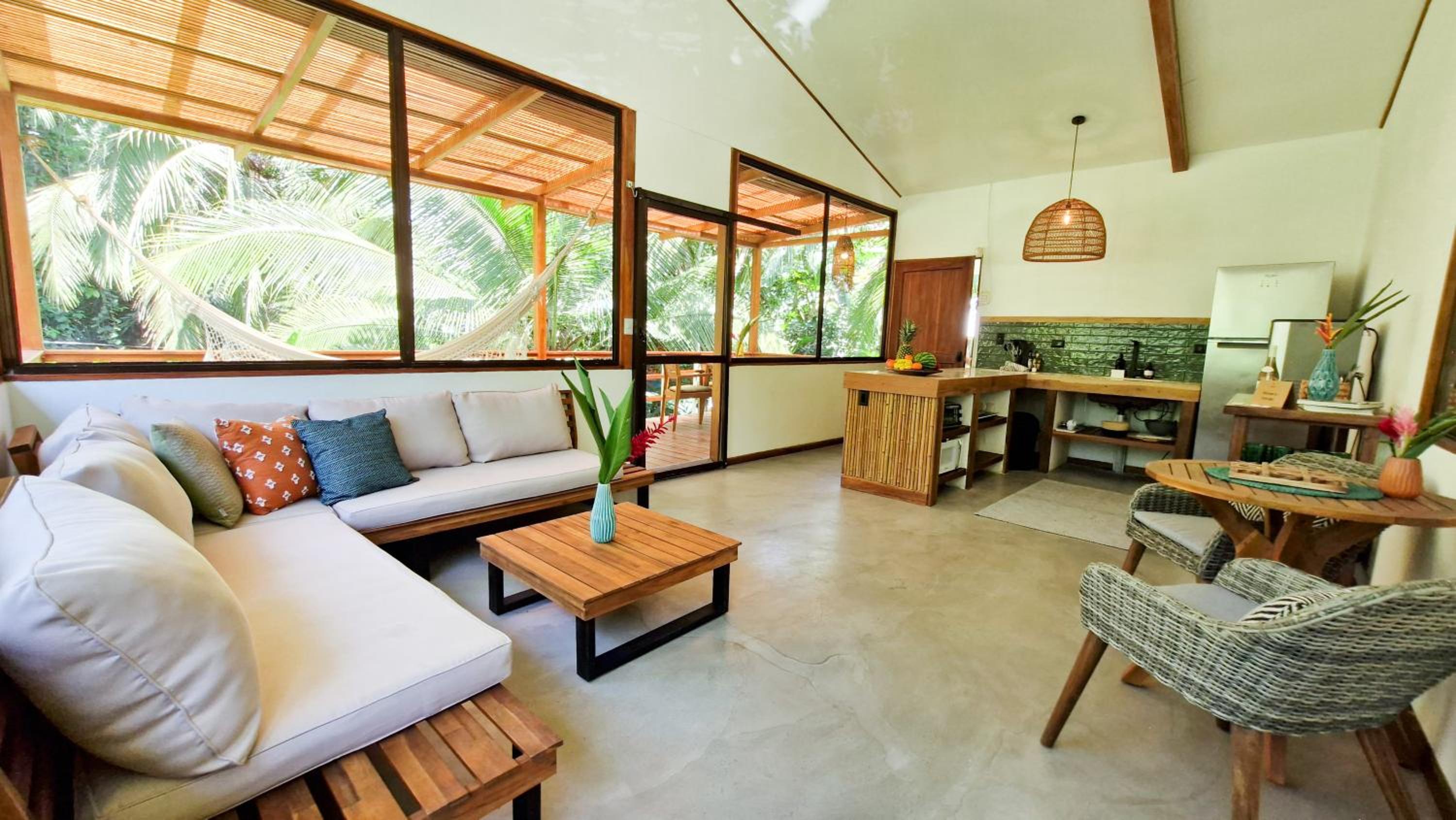Coral Suite near the beach