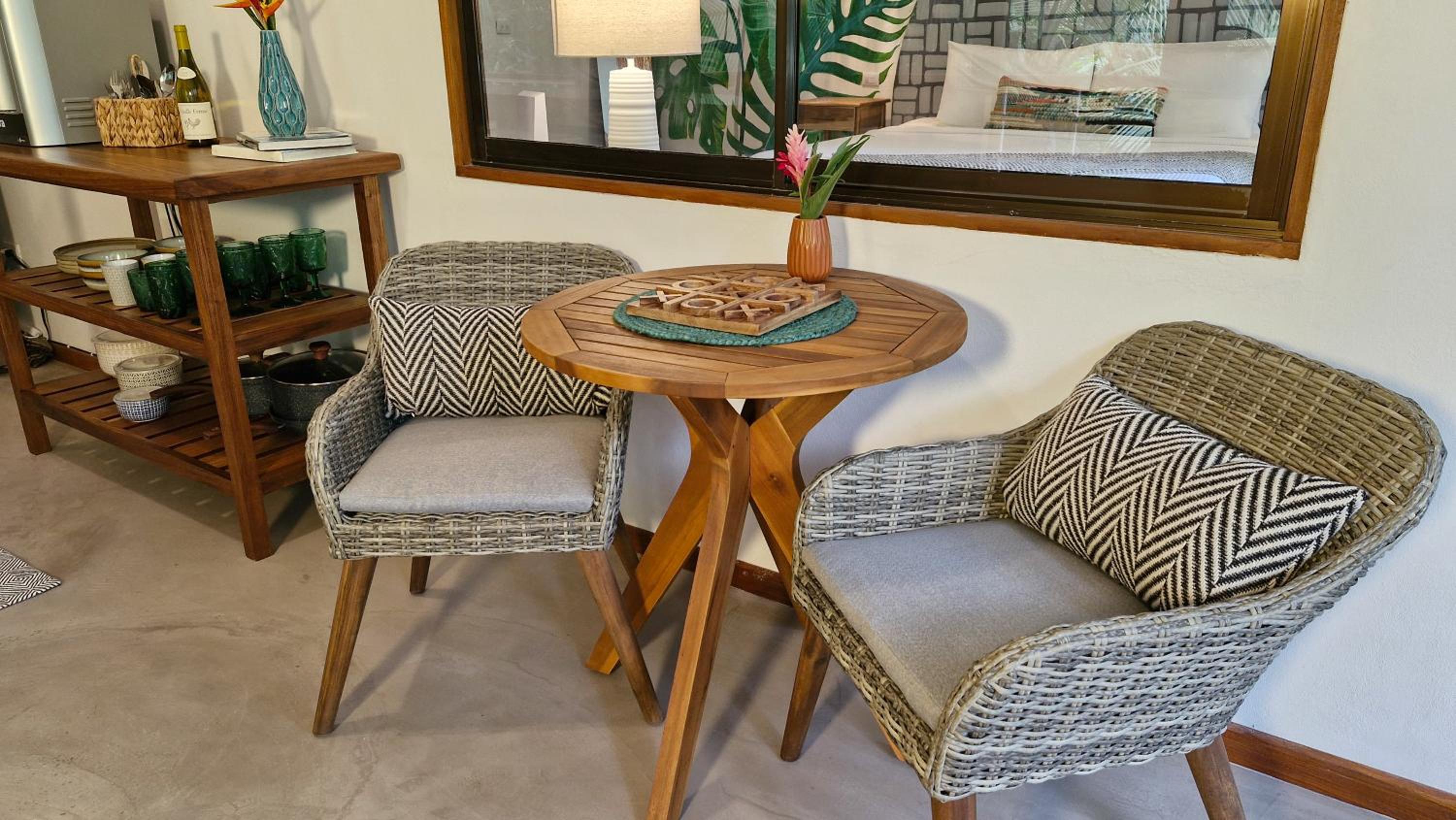 Coral Suite near the beach