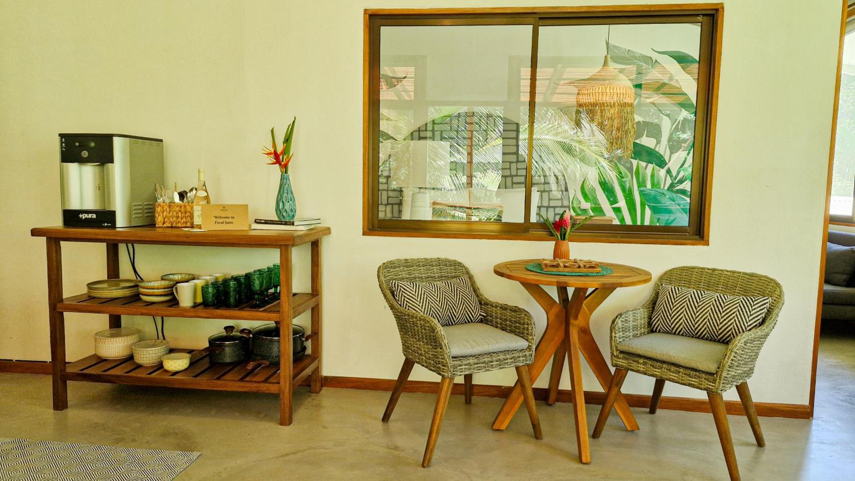 Coral Suite near the beach