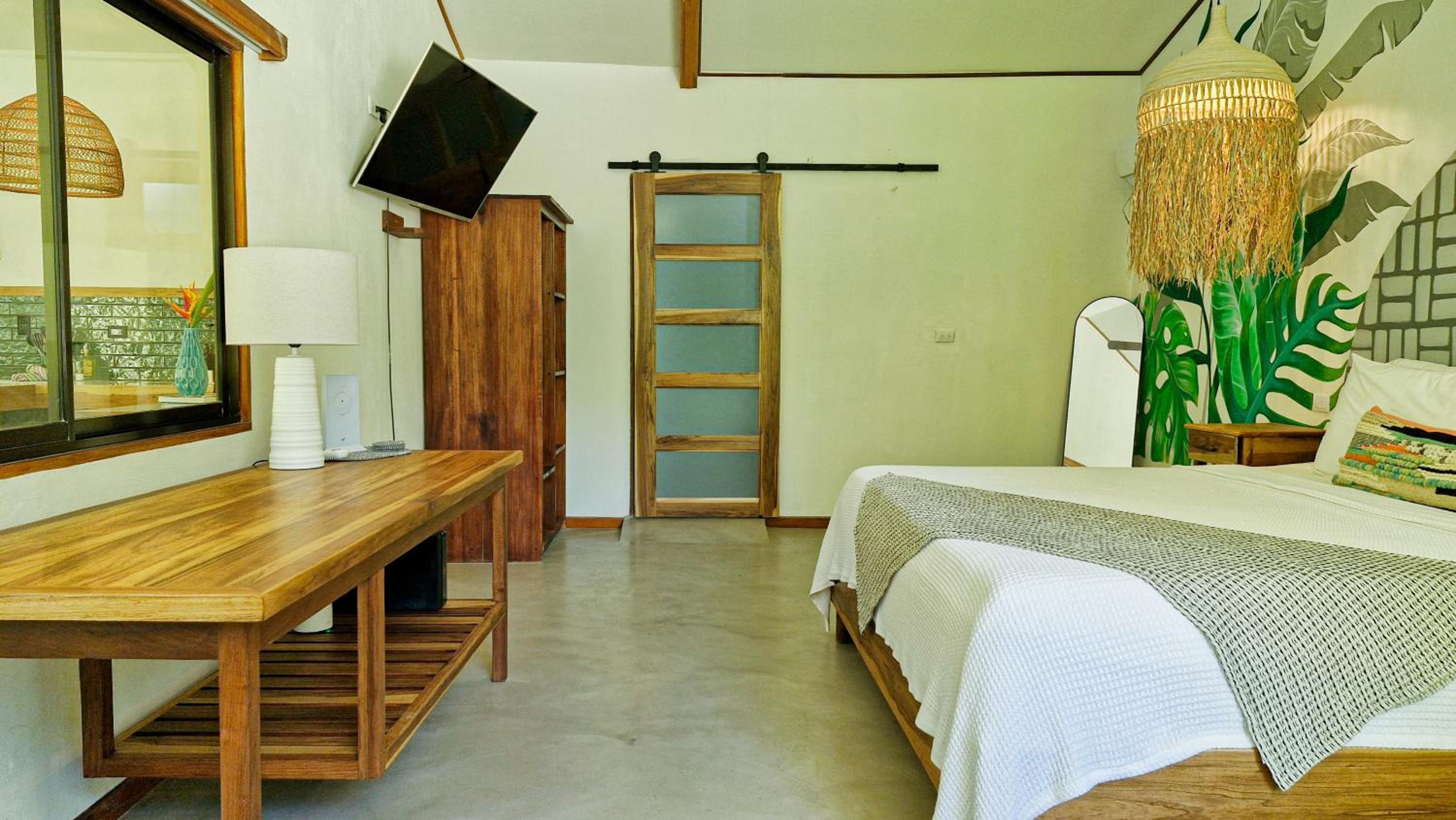 Coral Suite near the beach