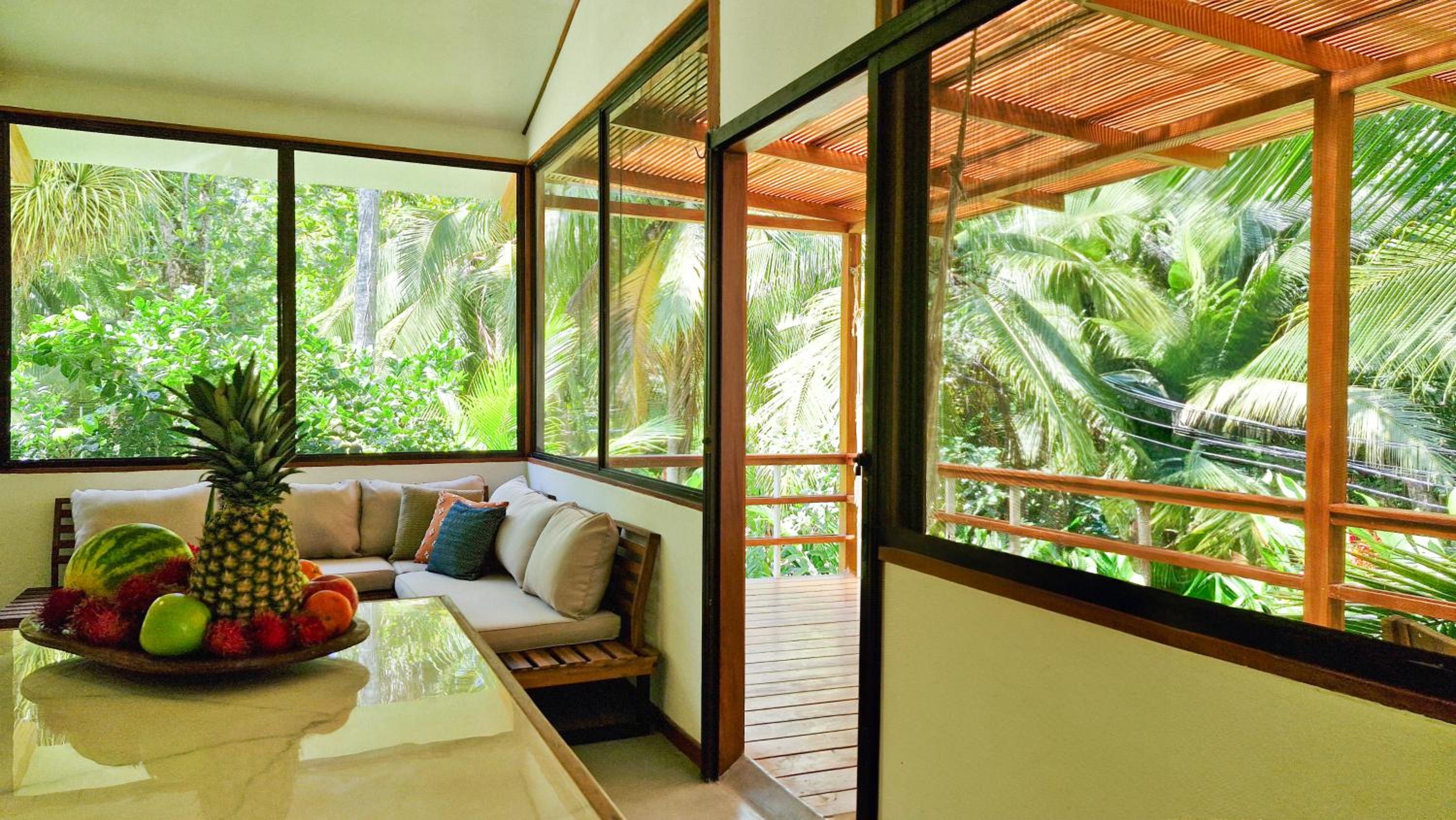Coral Suite near the beach