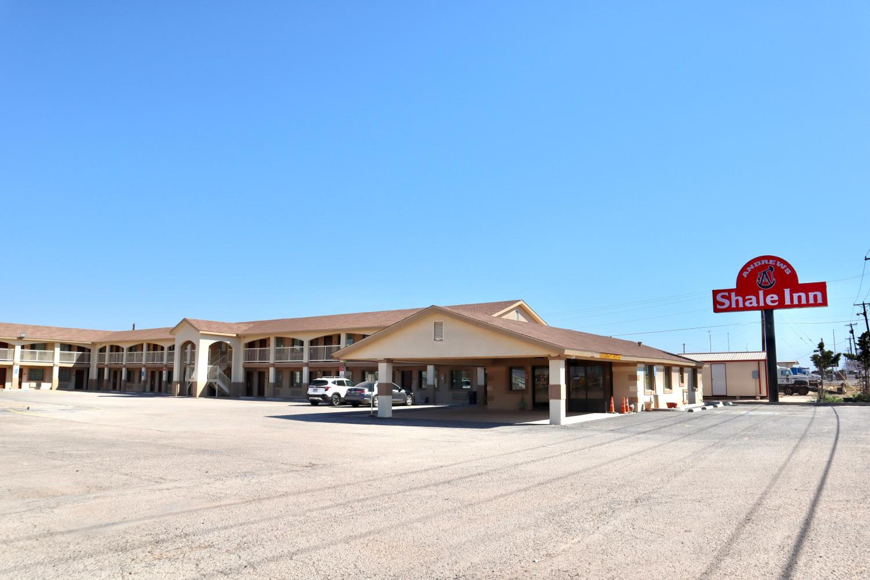 Shale inn Andrews