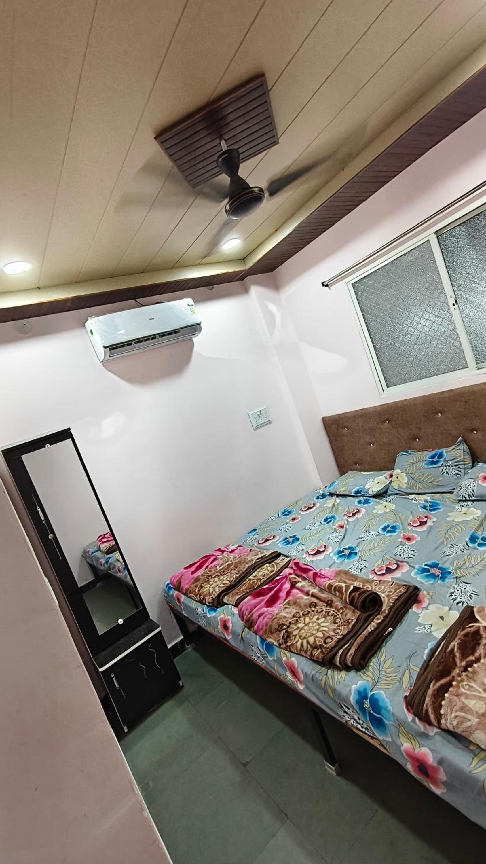 Avenue guest house