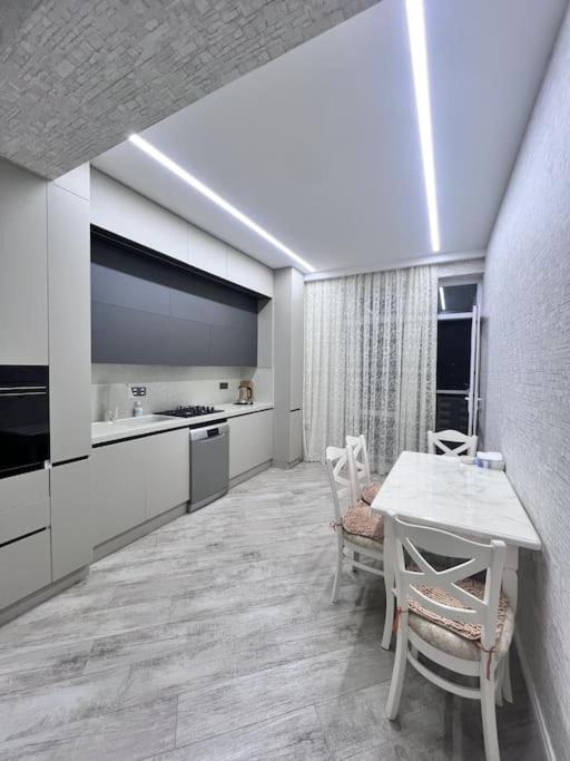 New Luxury Apartment Baku