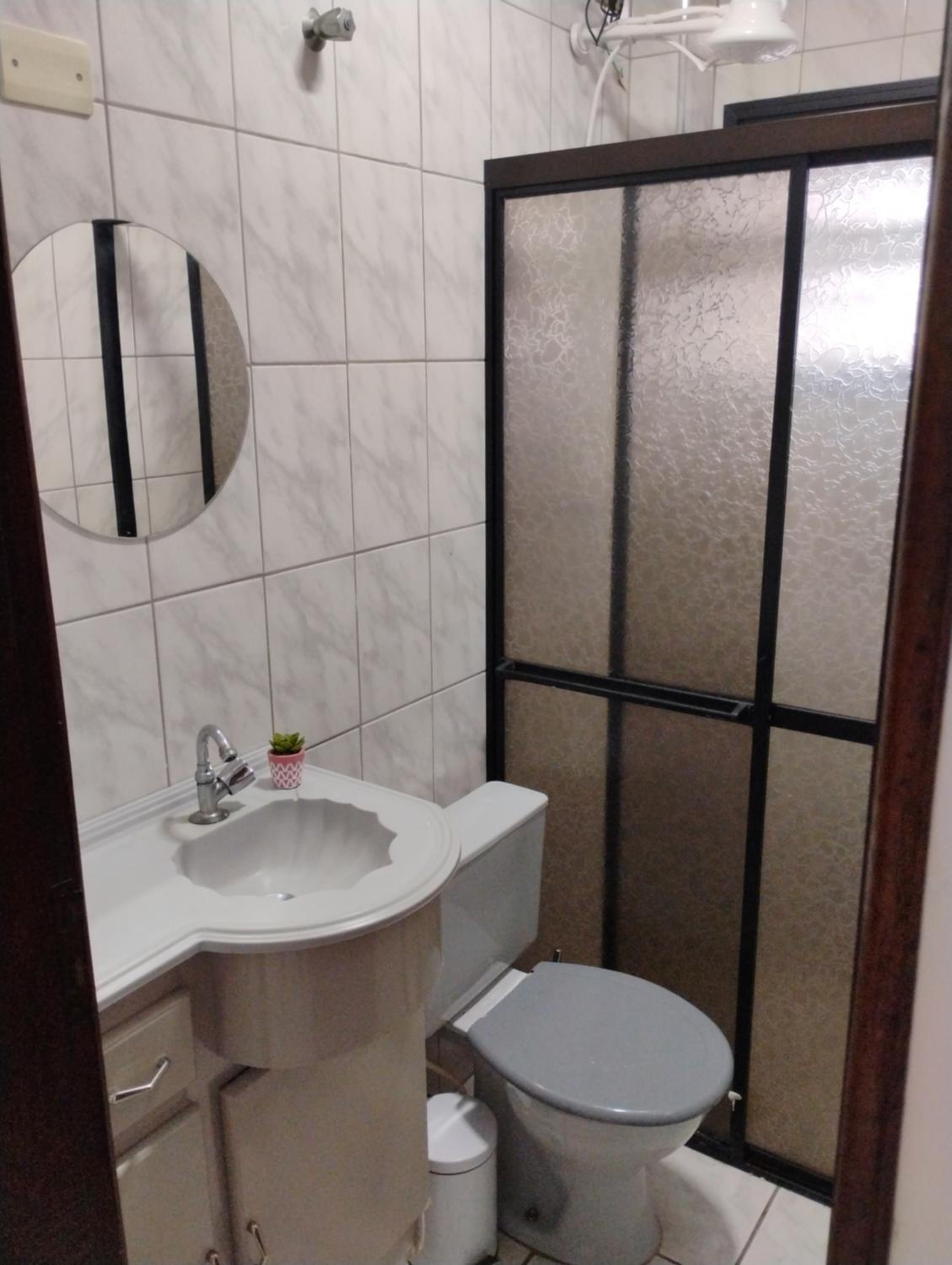 AP centro100 MTS da praia 2 andar escada e wifi