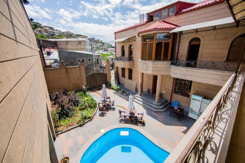 centre guest house