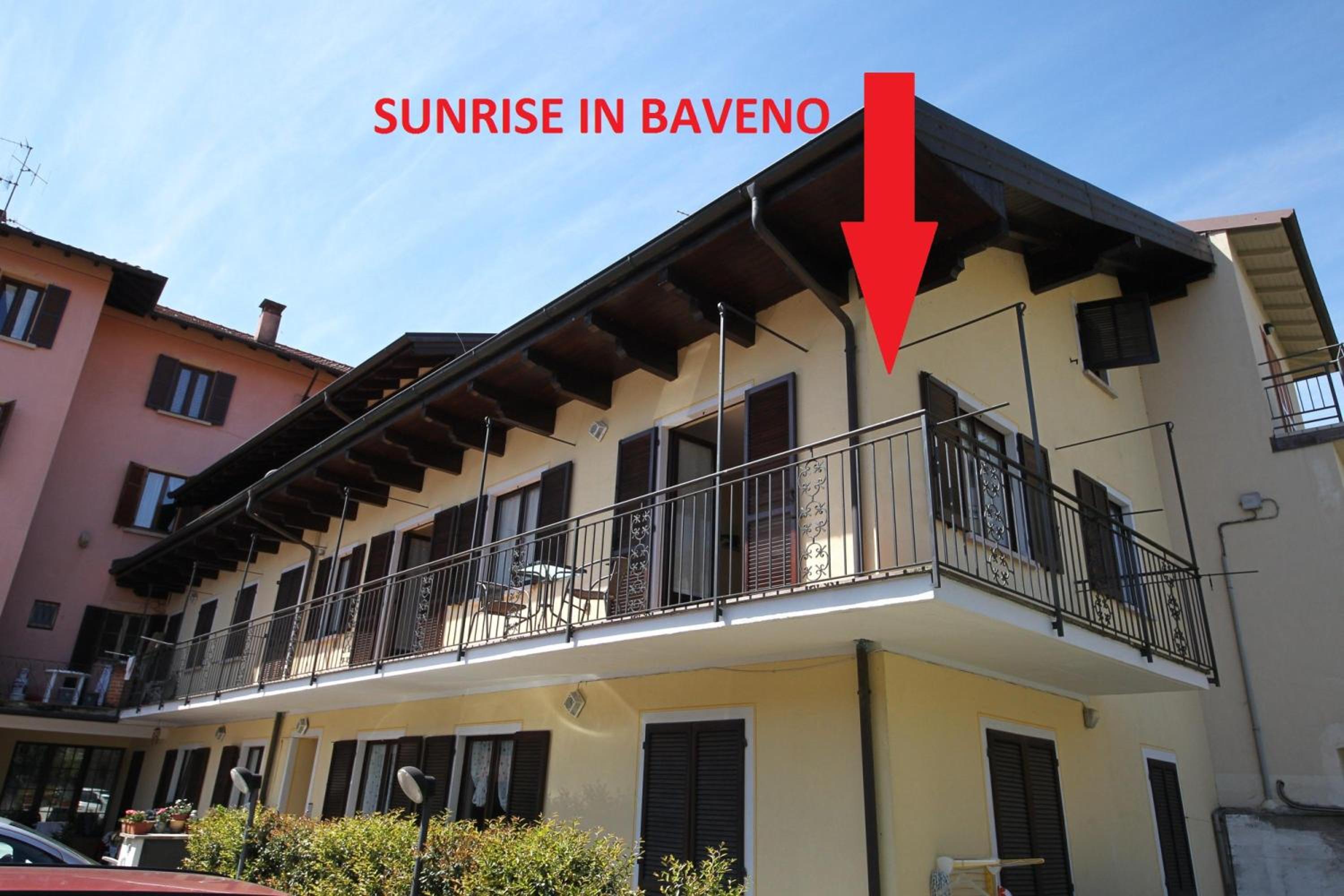 Sunrise in Baveno: Apartment for 4 with Balcony - Happy Rentals