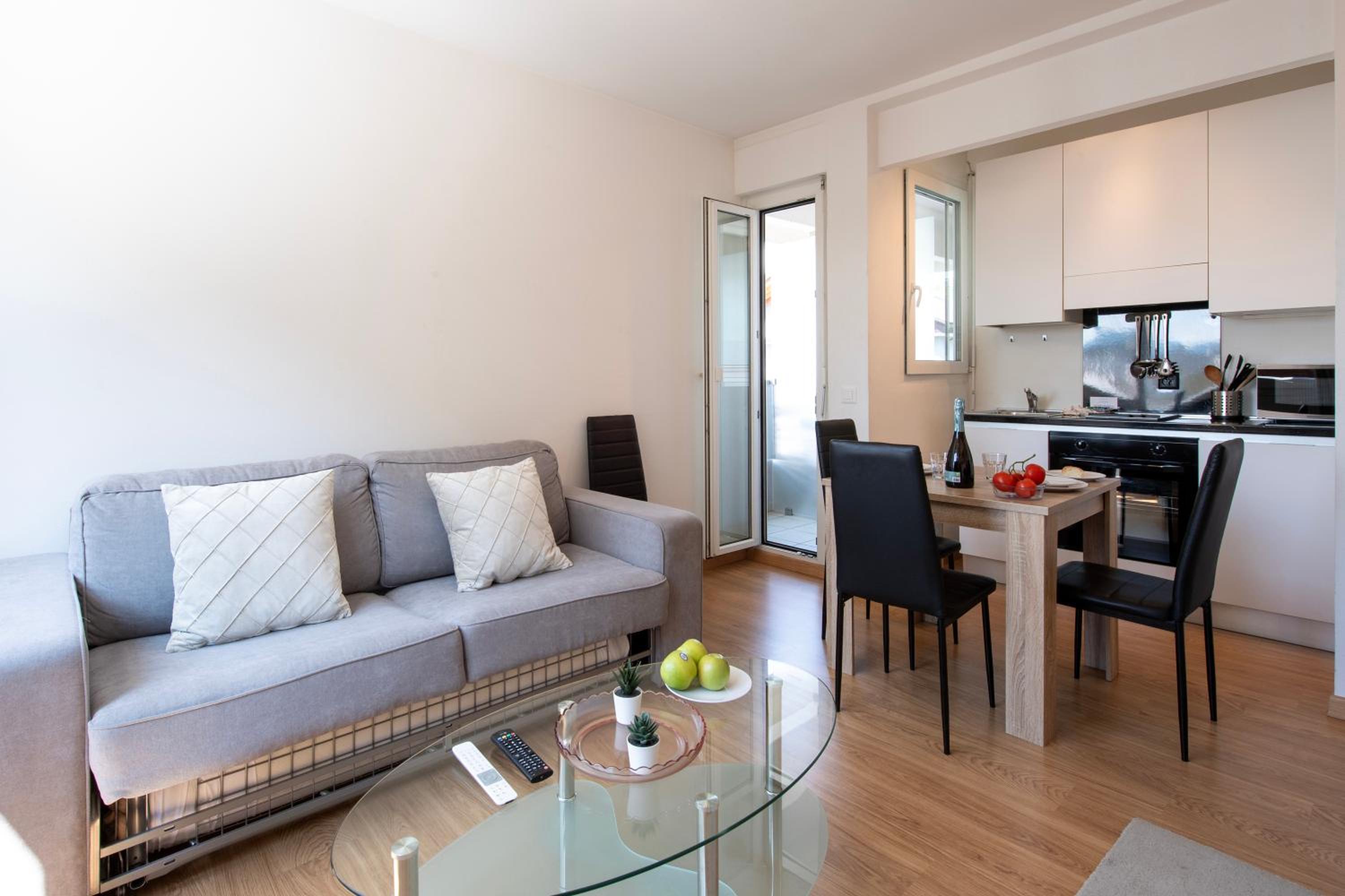 Lean Home - Happy Rentals