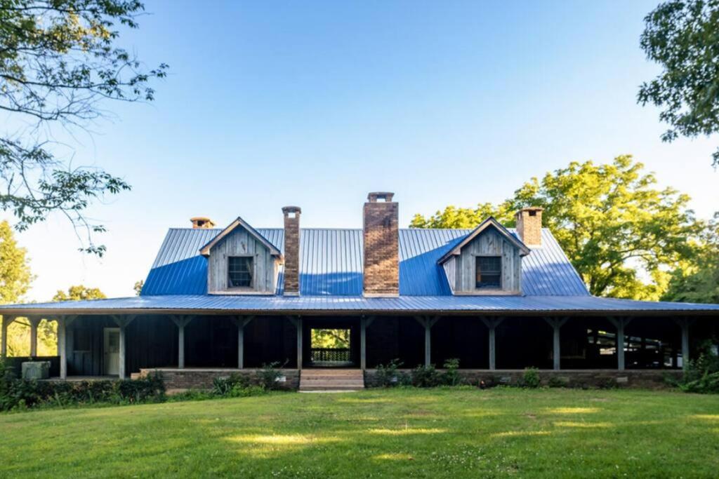 The Love Nest at Bluebird Estate