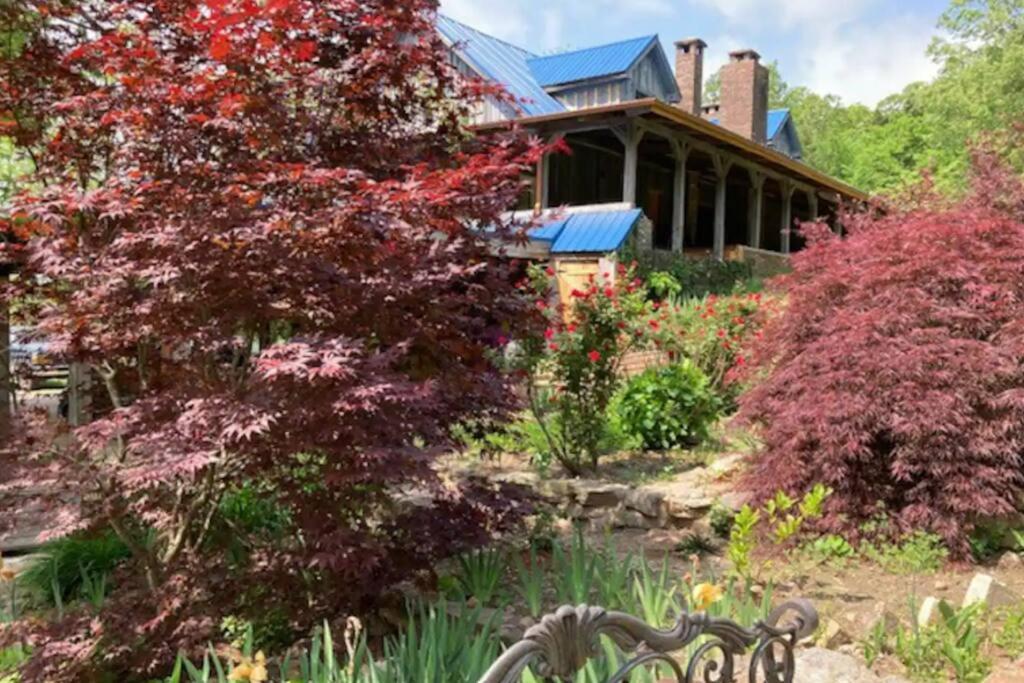 The Love Nest at Bluebird Estate