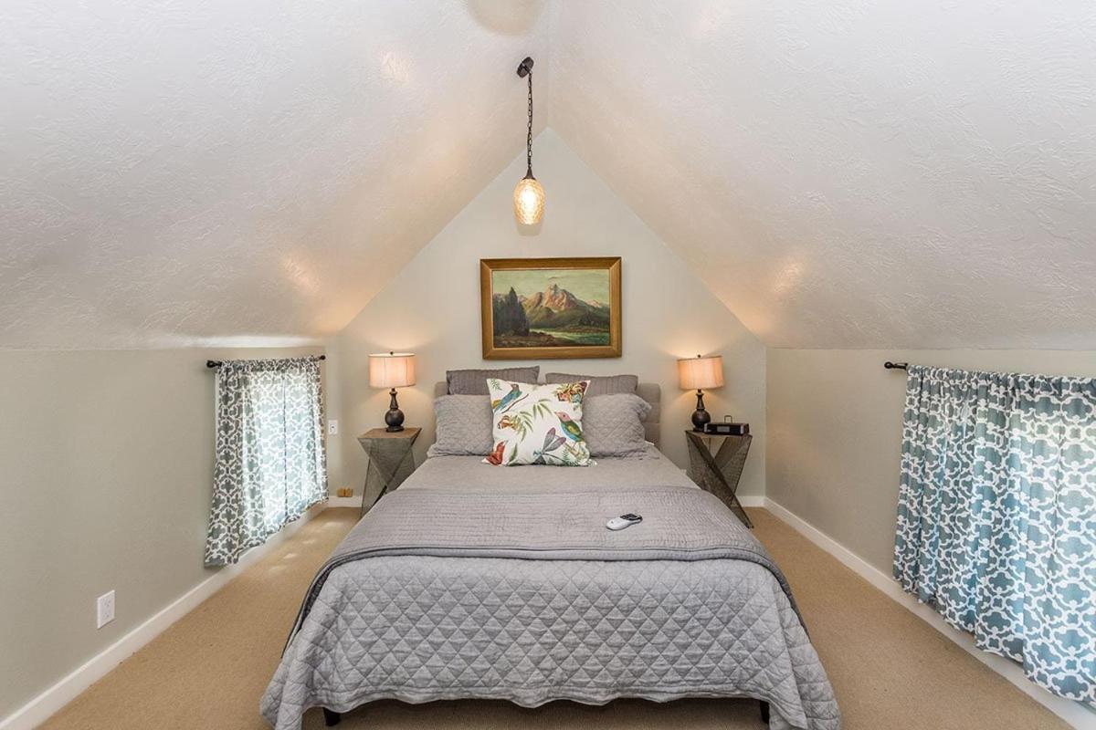 Fischer Farmhouse (Pet friendly)
