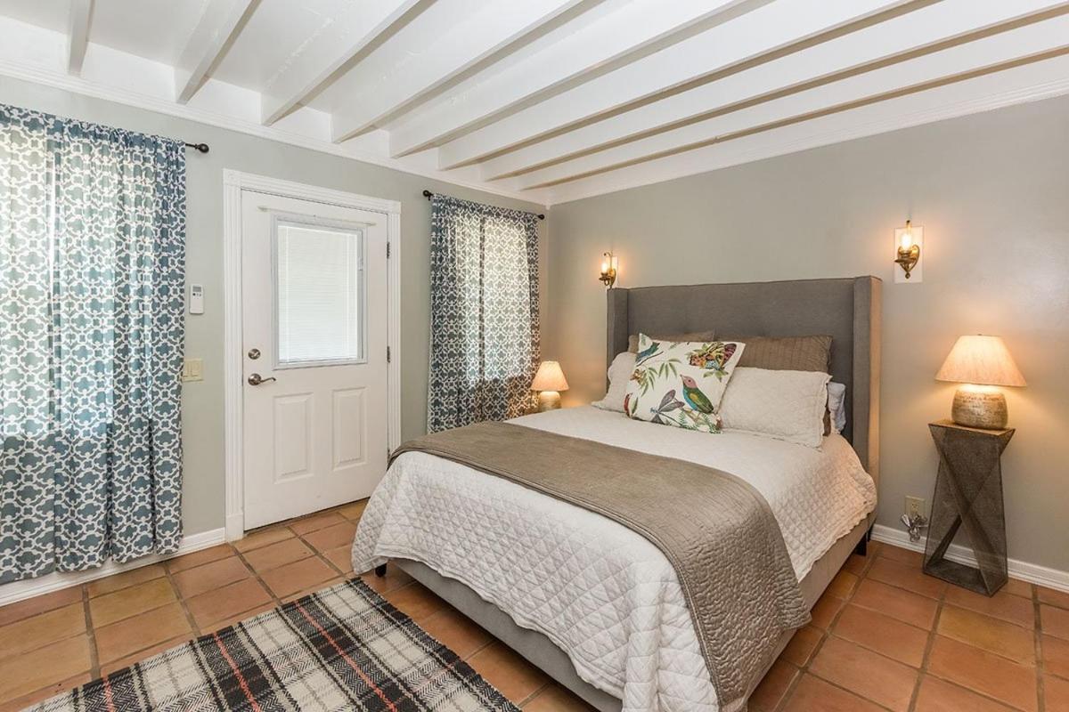Fischer Farmhouse (Pet friendly)