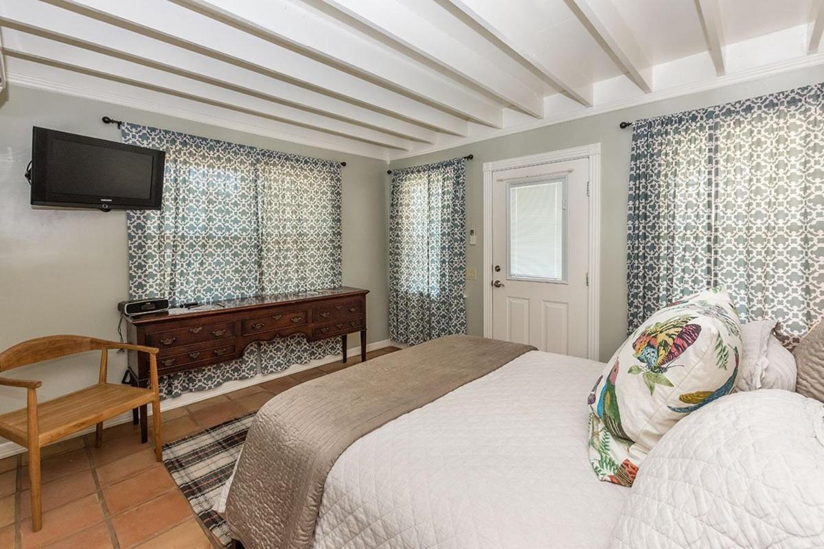 Fischer Farmhouse (Pet friendly)