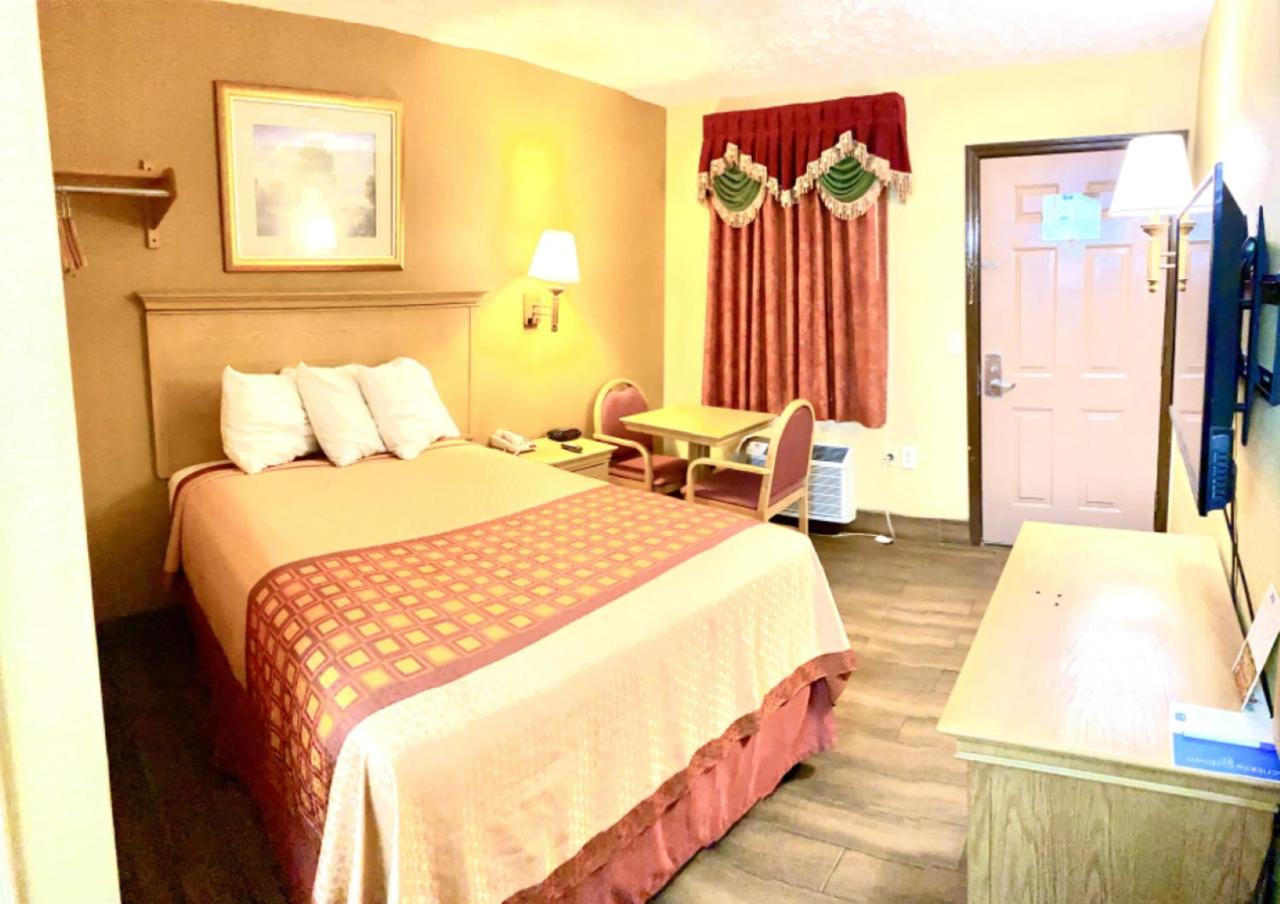 Rodeway Inn Goodlettsville Nashville TN - Property Image 9