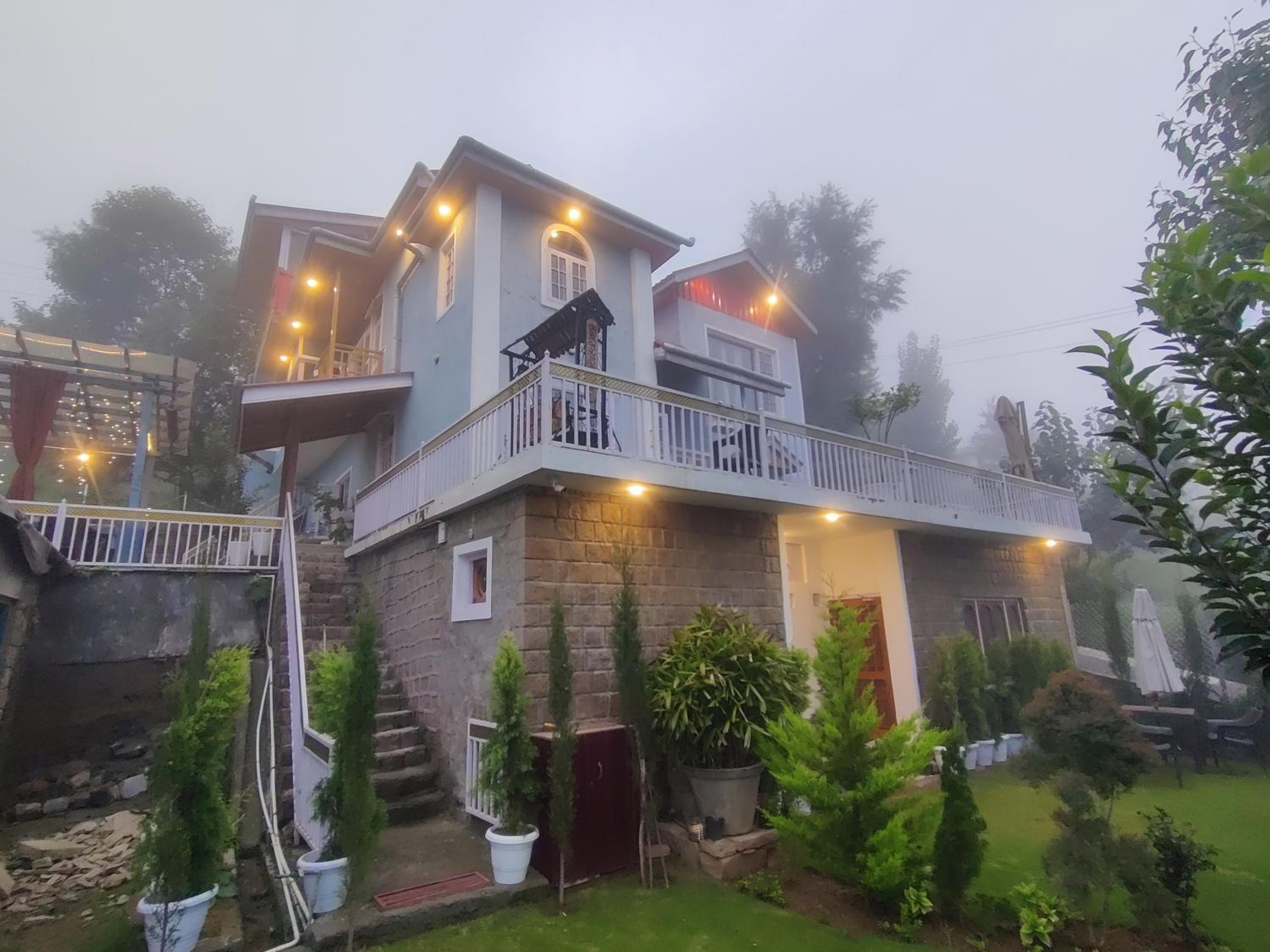 Vacay Datcha 3 bedroom and attic bedroom view 3