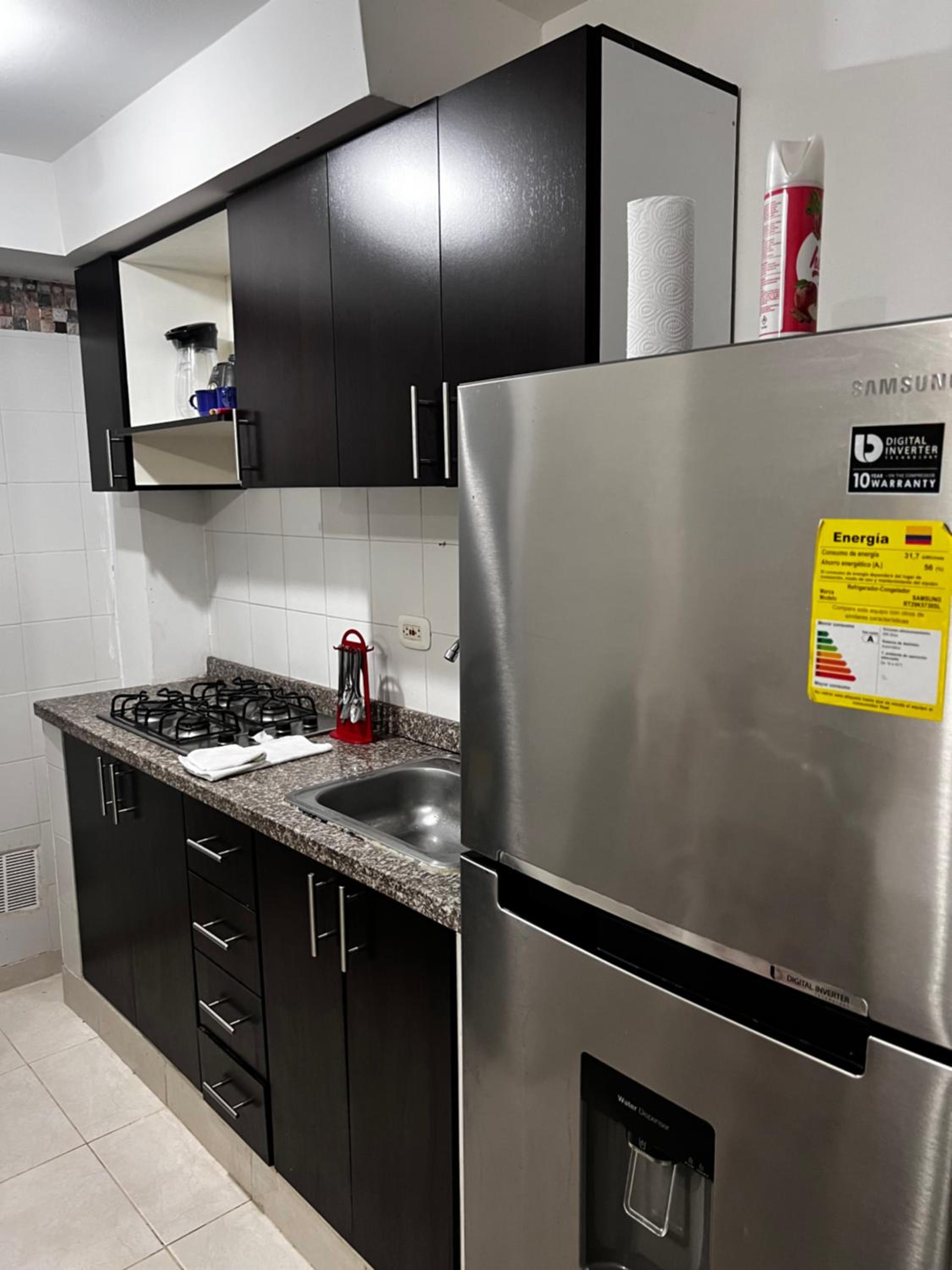 Apartamento amplio en conjunto