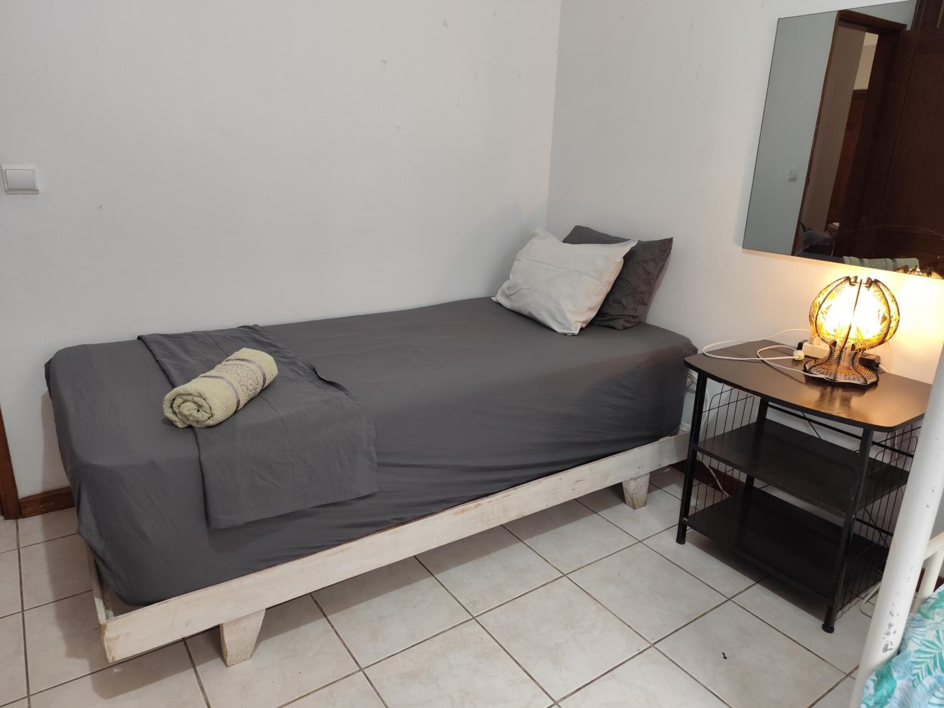 Mendes Family Guesthouse, and Services