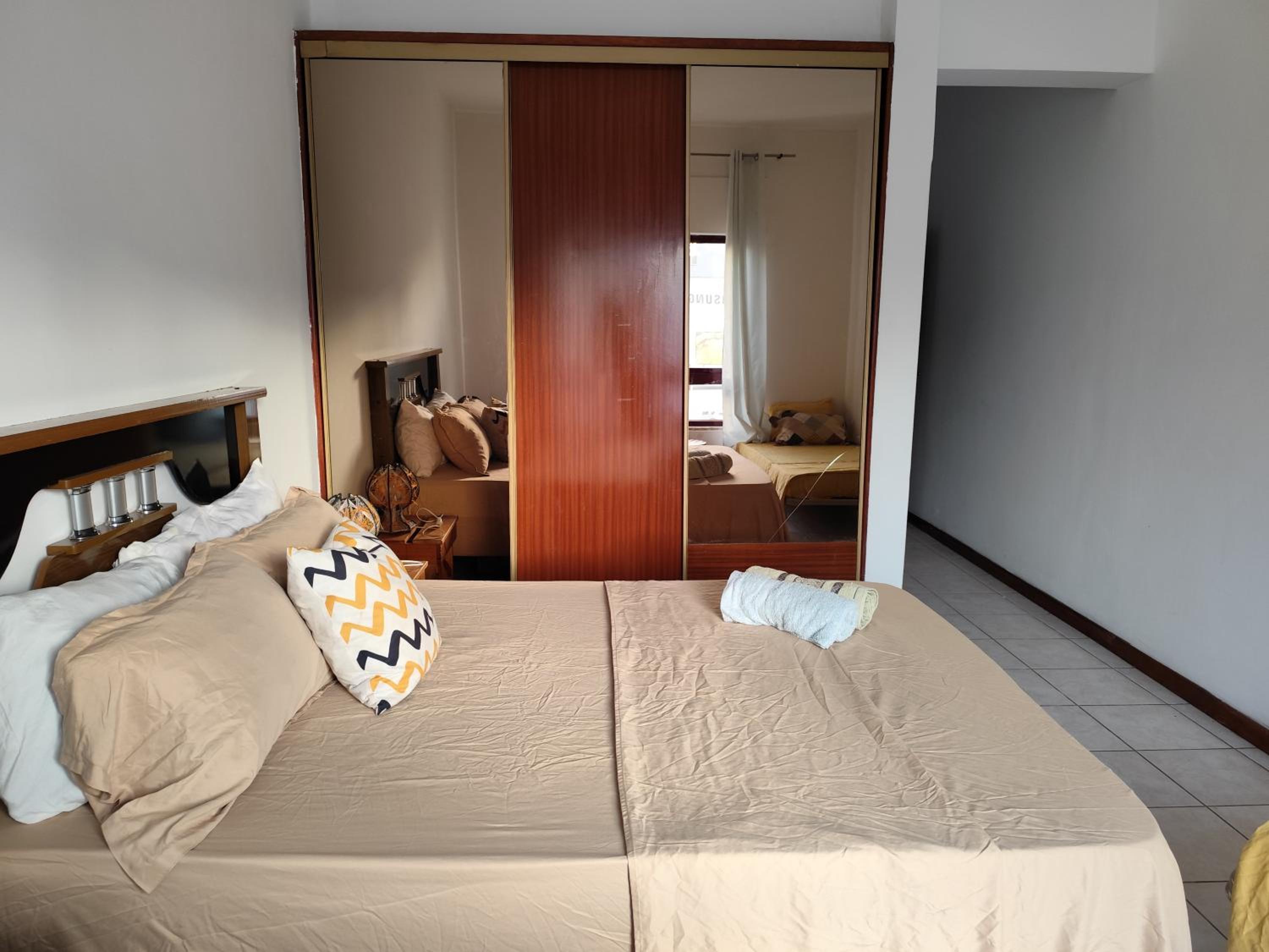 Mendes Family Guesthouse, and Services