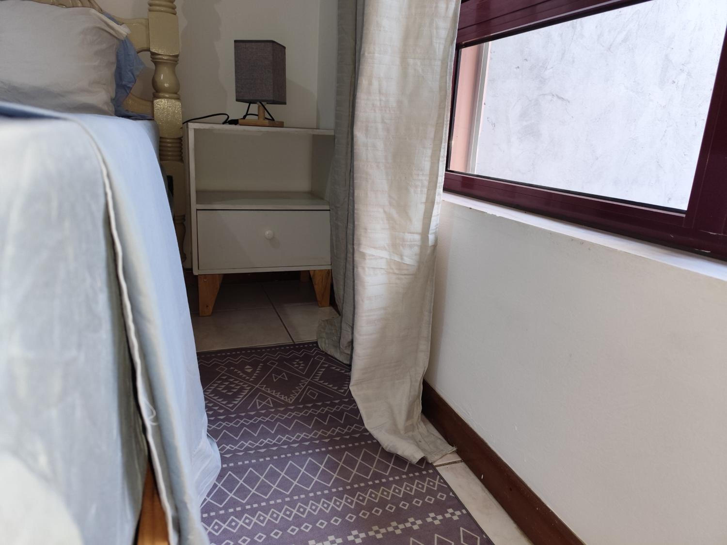 Mendes Family Guesthouse, and Services