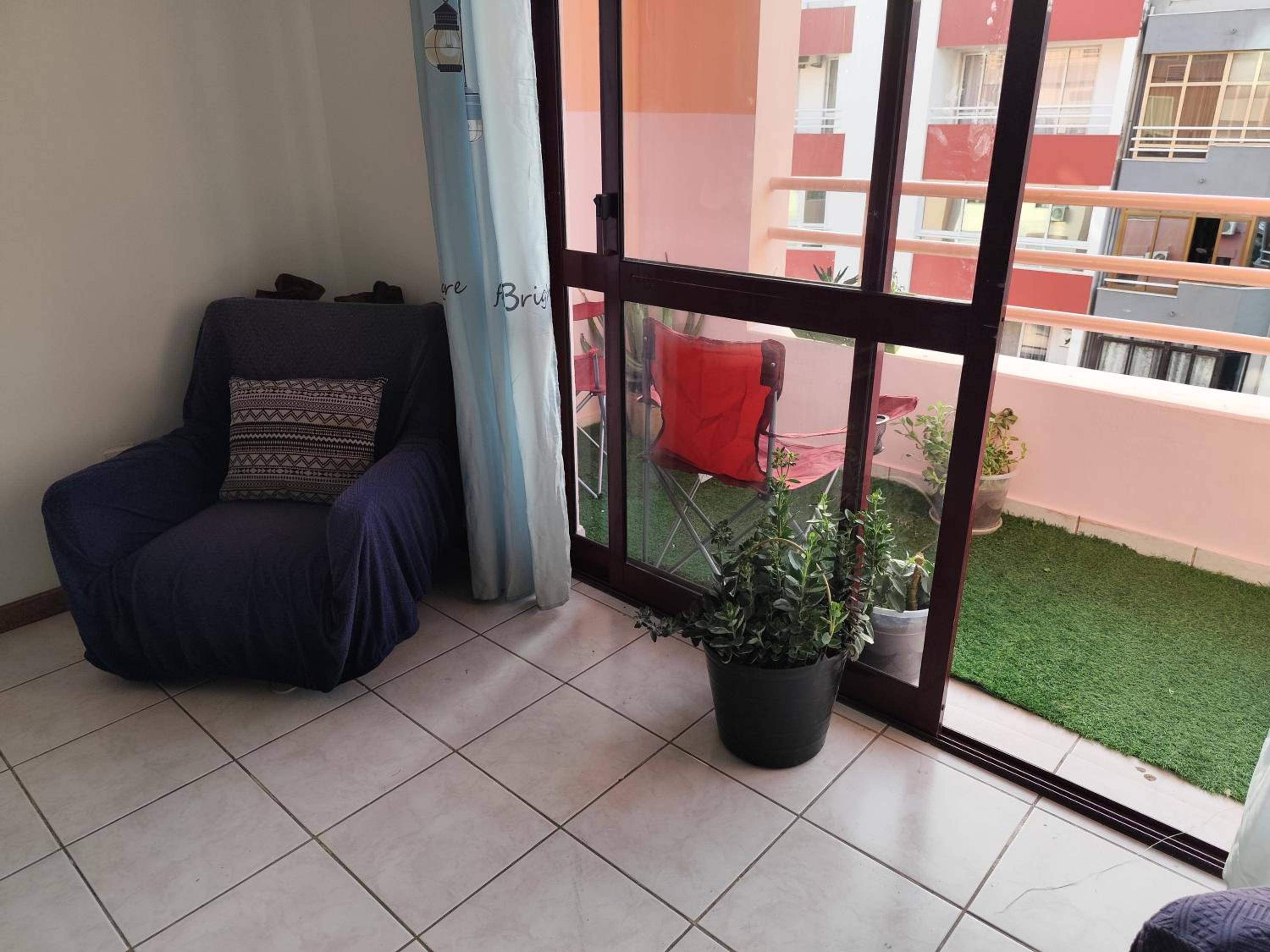 Mendes Family Guesthouse, and Services