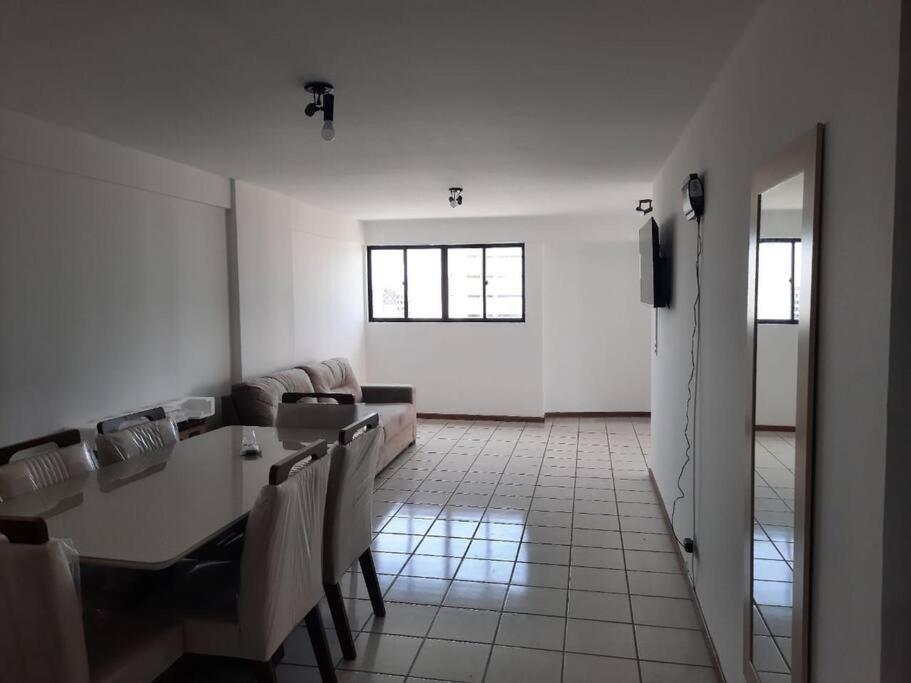 Apartmento em Tambaú próximo busto Tamandaré bust
