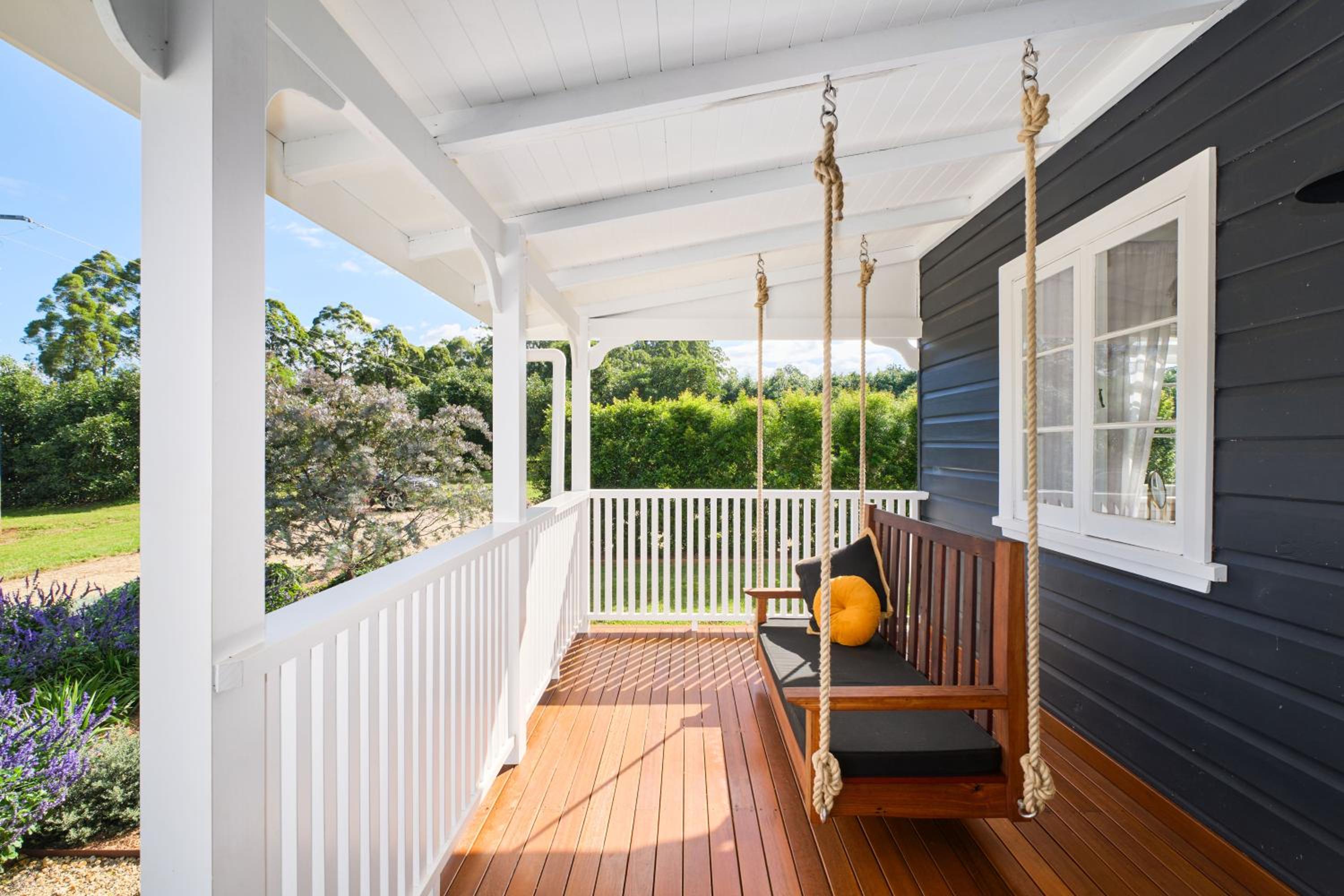 Seven Orchards - Telegraph Point