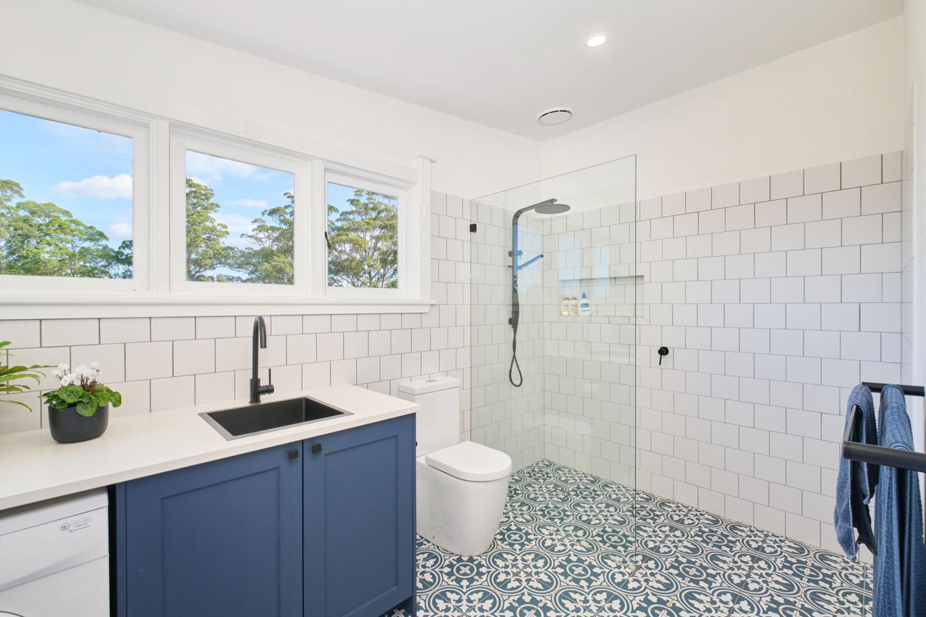 Seven Orchards - Telegraph Point