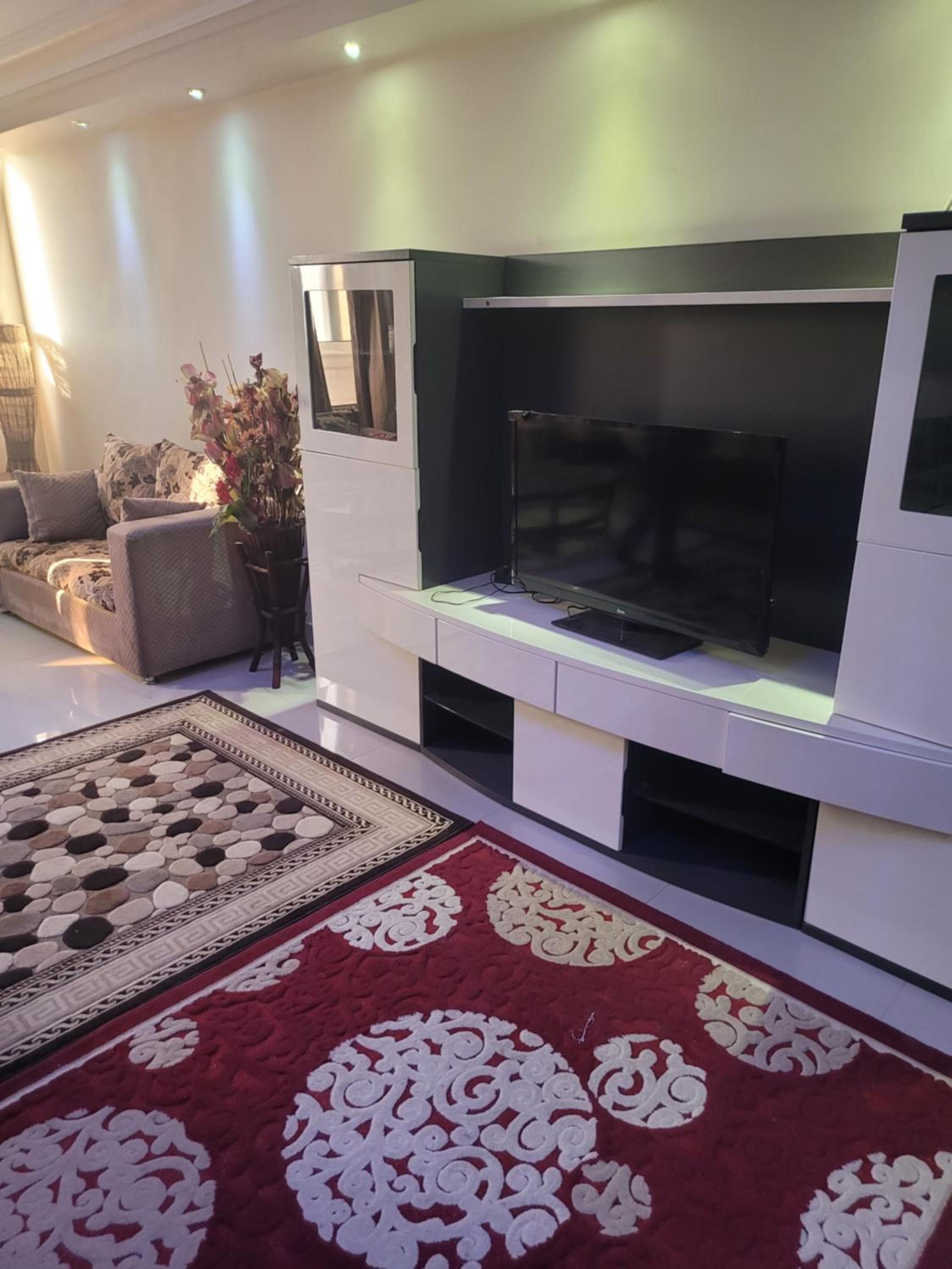 شقه بالقاهرة سوبر لوكس 3 غرف نوم بالقاهرة بالقطامية مدينة نصر Exceptional three bedroom apartment, Palm city Compound, Katamya, Ring Road, Cairo, Egypt