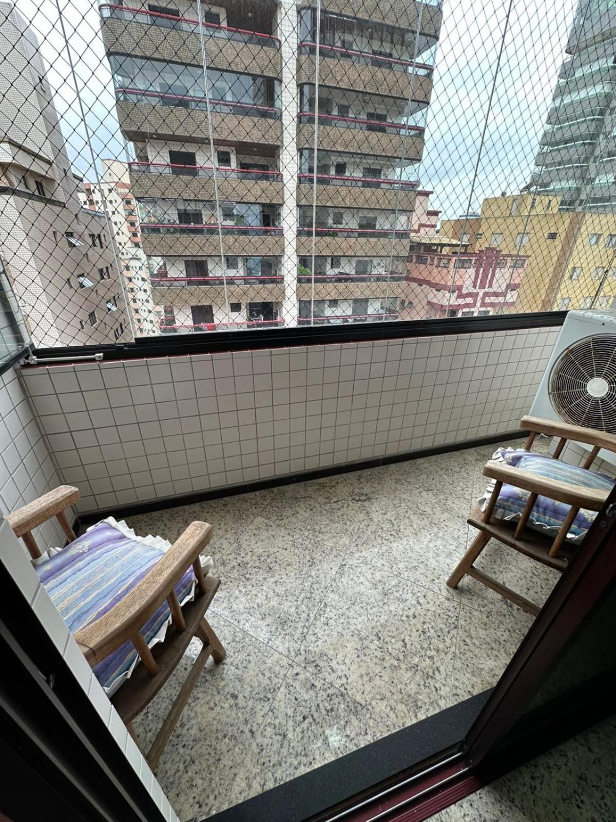 Apartamento cobertura com piscina em Praia Grande