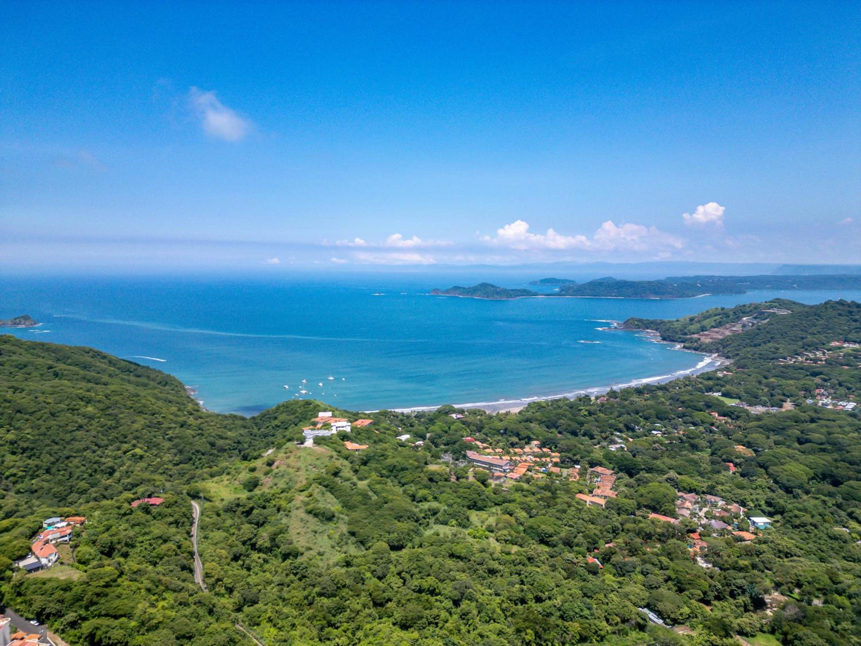 Casa Cole Top-of-the-World Villa w Pool Views
