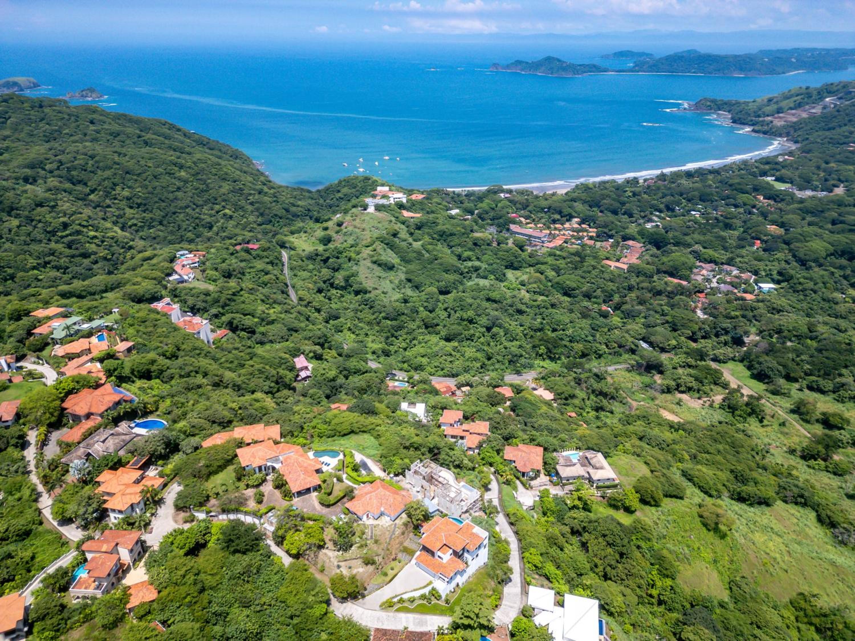 Casa Cole Top-of-the-World Villa w Pool Views