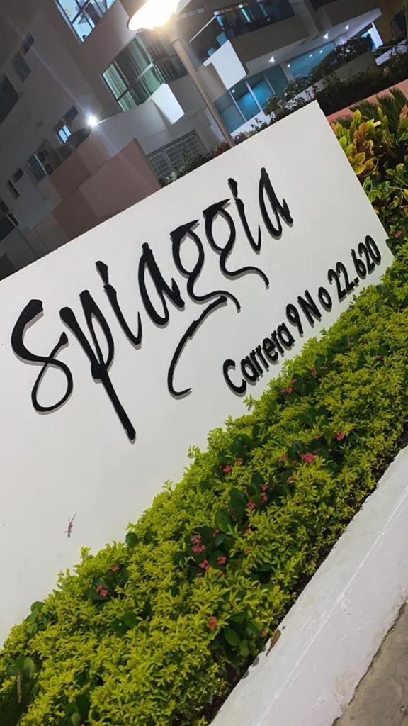 12 personas en Morros apto familiar frente al mar Cartagena 4 hab playa piscina