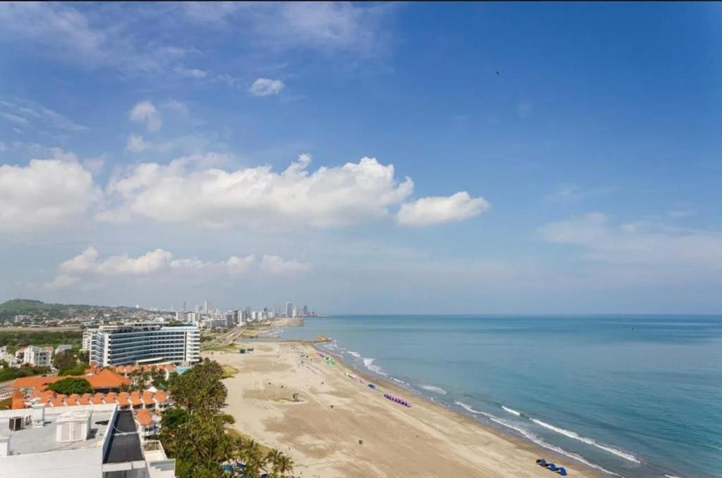 12 personas en Morros apto familiar frente al mar Cartagena 4 hab playa piscina