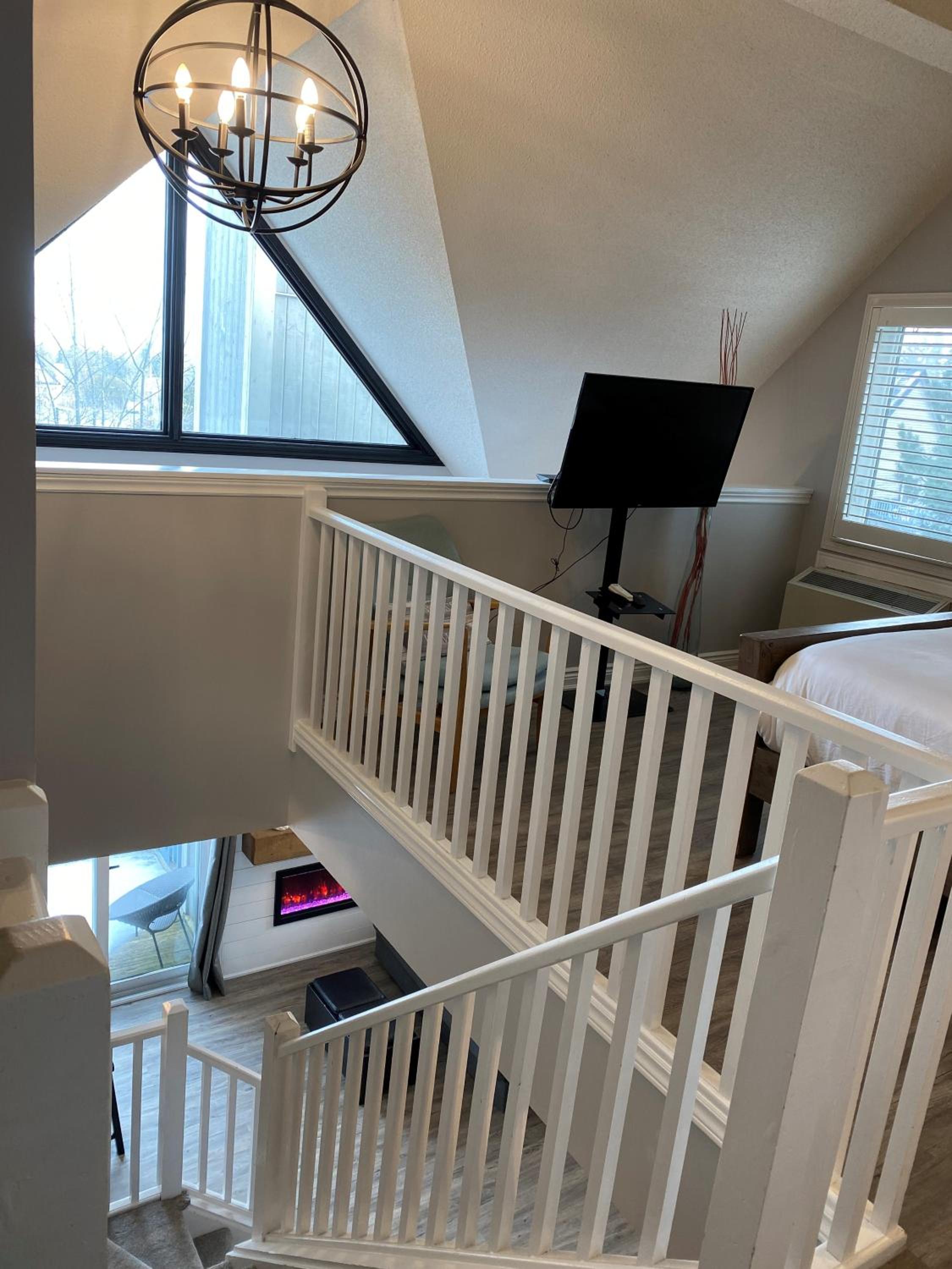 Blue Mountain 2 Story Studio Loft