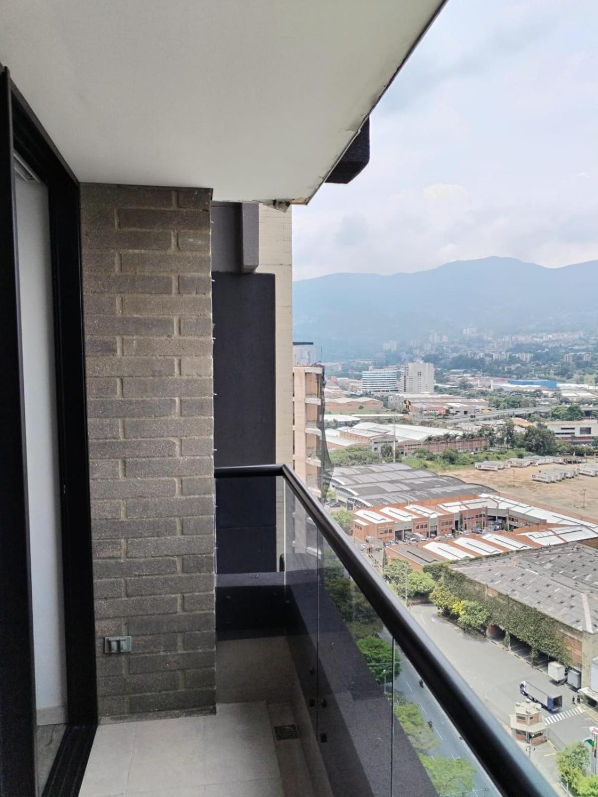 Loft Sabaneta 01, Súper Ubicación