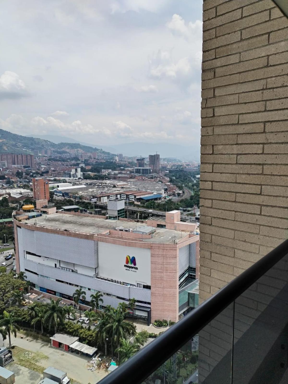 Loft Sabaneta 01, Súper Ubicación