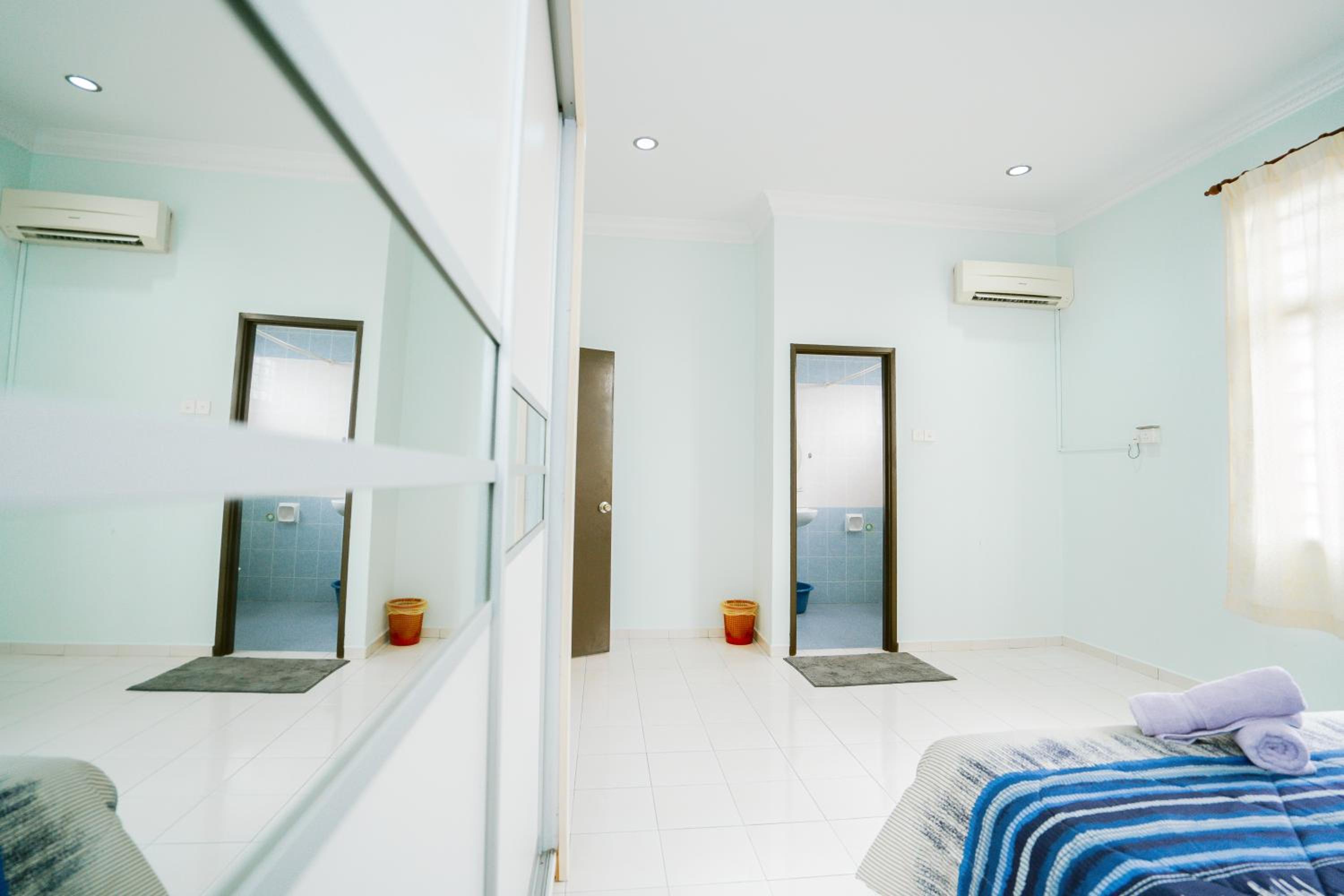Homestay Budget KLIA