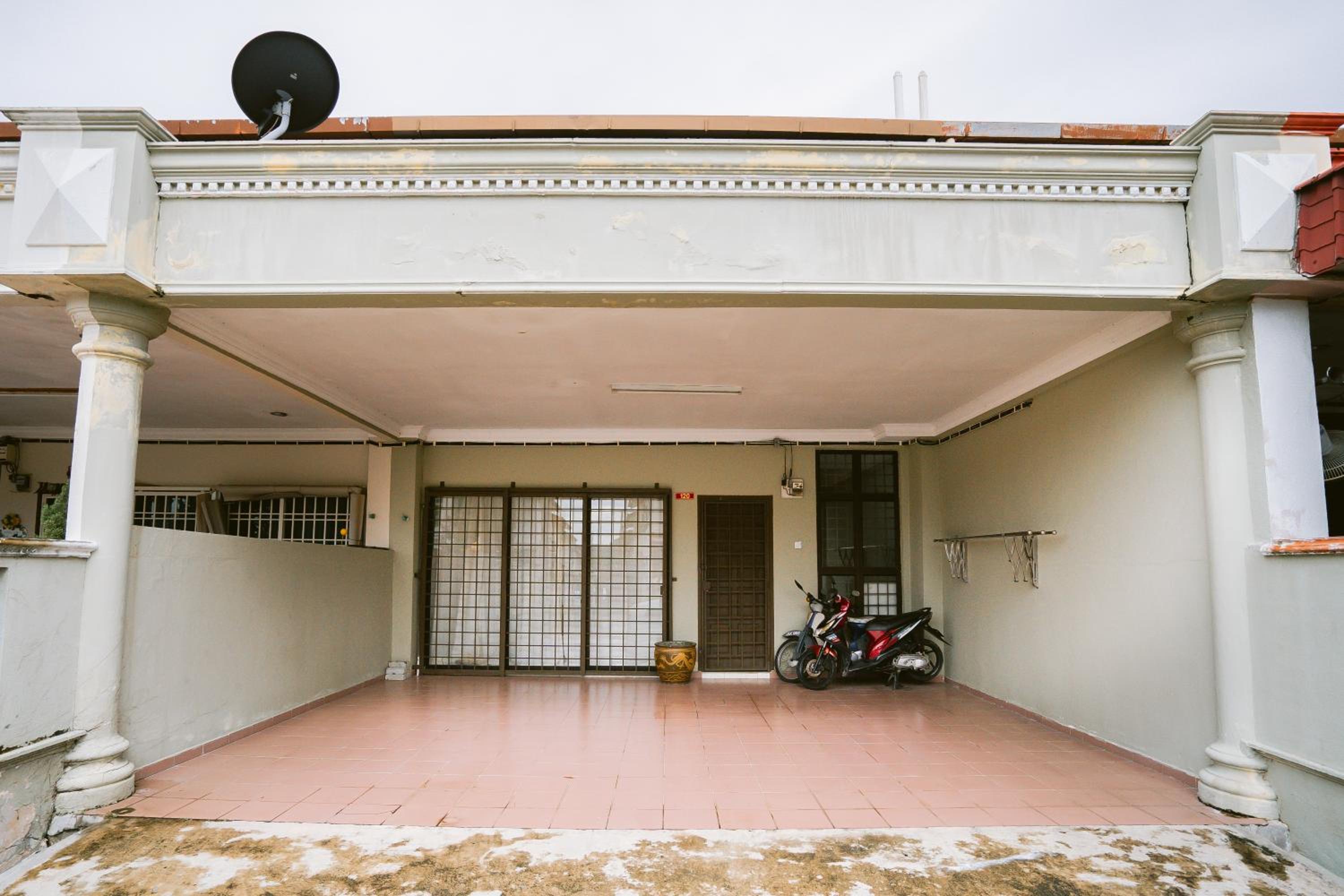 Homestay Budget KLIA