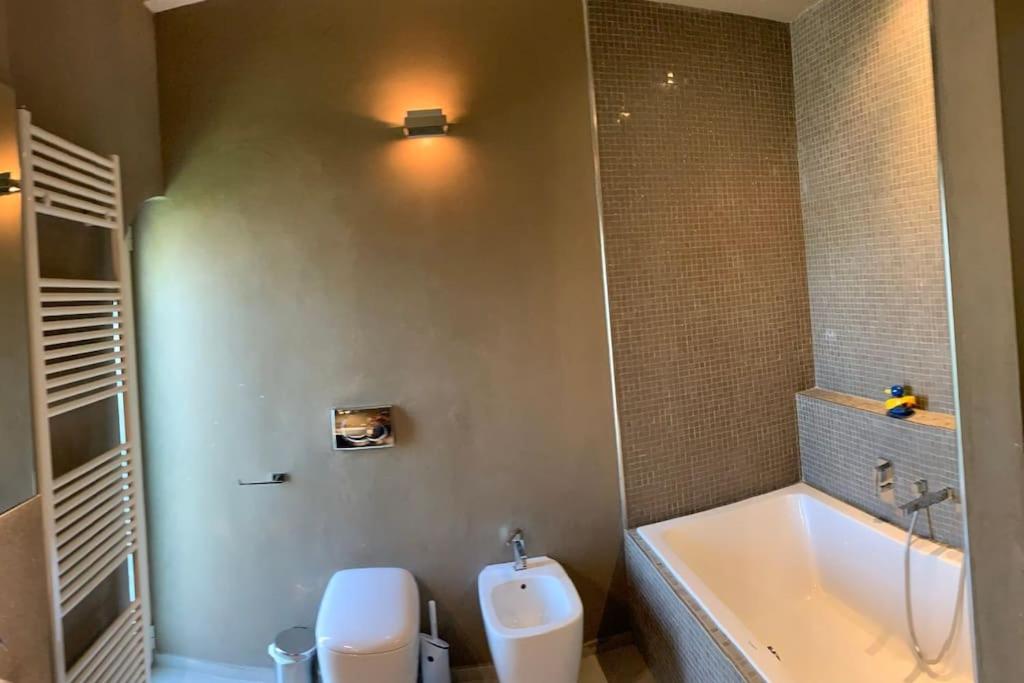 Country Villa close to Parma view 4