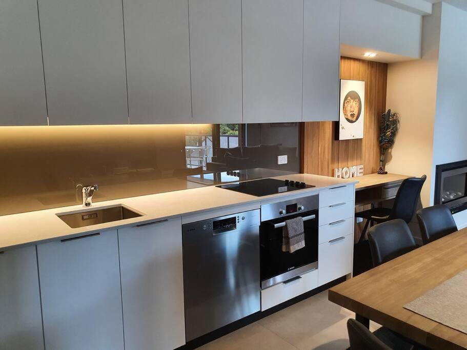 Sunrise Penthouse Apartment
