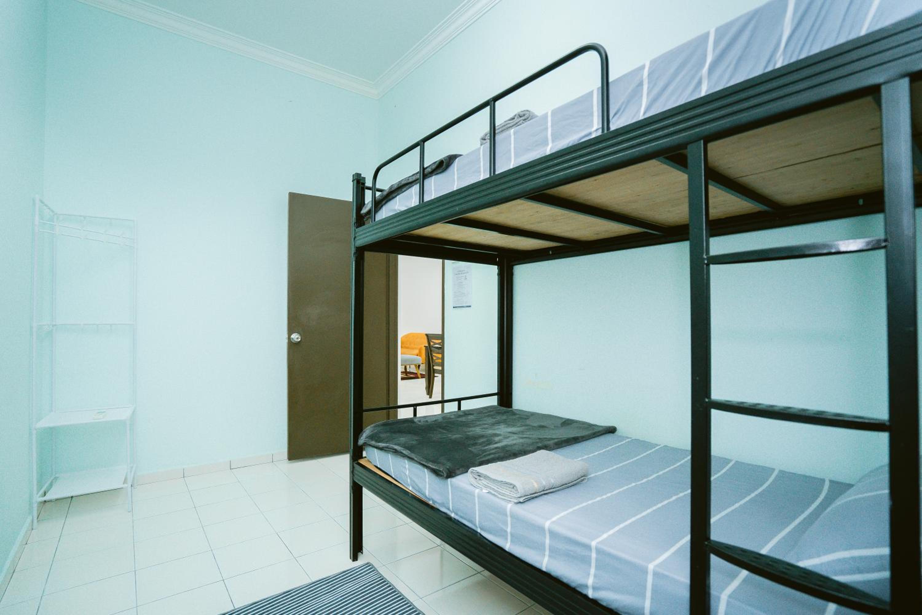 Homestay Budget KLIA
