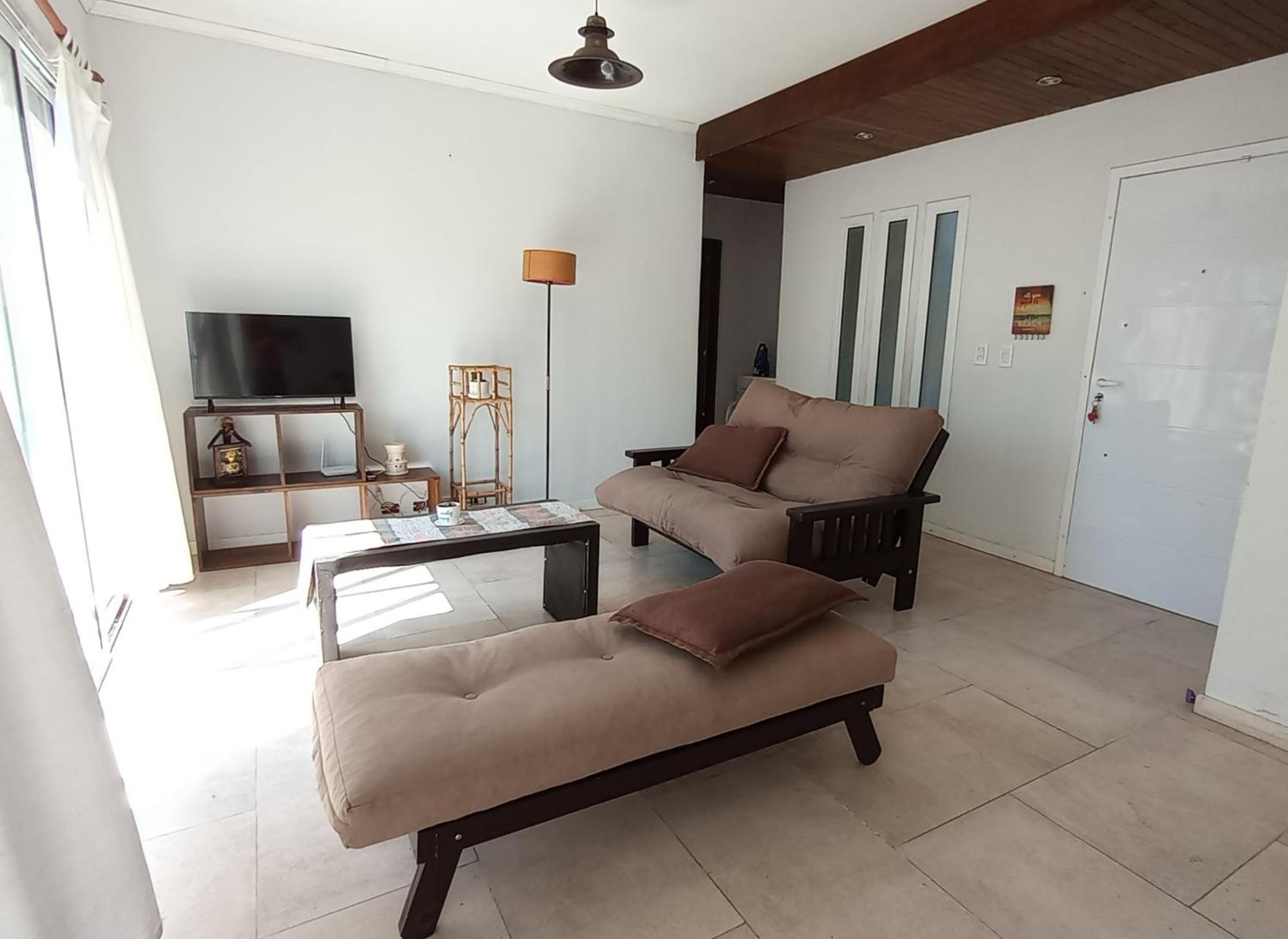 Claveles Home