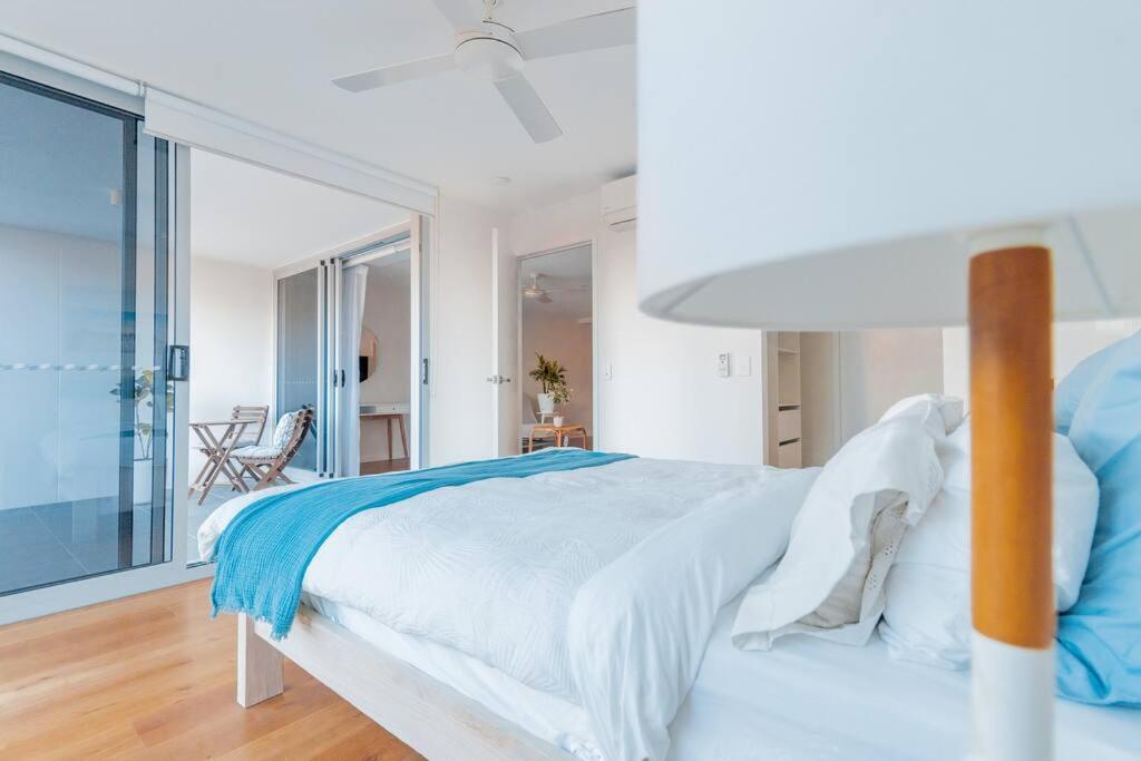 Newly built 2 Bedroom 2 Bathroom Pet Friendly Escape Sleeps 5