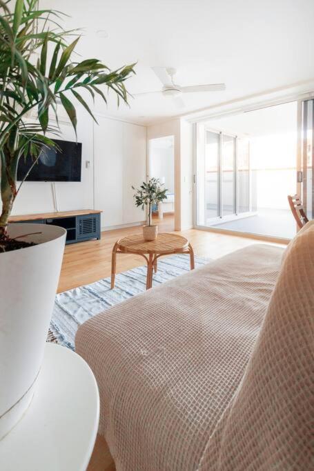 Newly built 2 Bedroom 2 Bathroom Pet Friendly Escape Sleeps 5