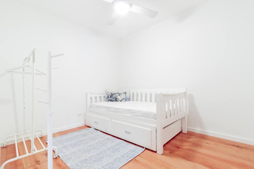 Newly built 2 Bedroom 2 Bathroom Pet Friendly Escape Sleeps 5