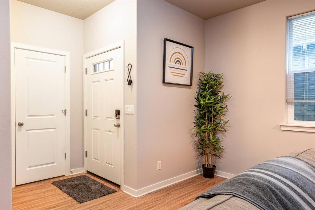 TWO townhomes for your giant group! view 3