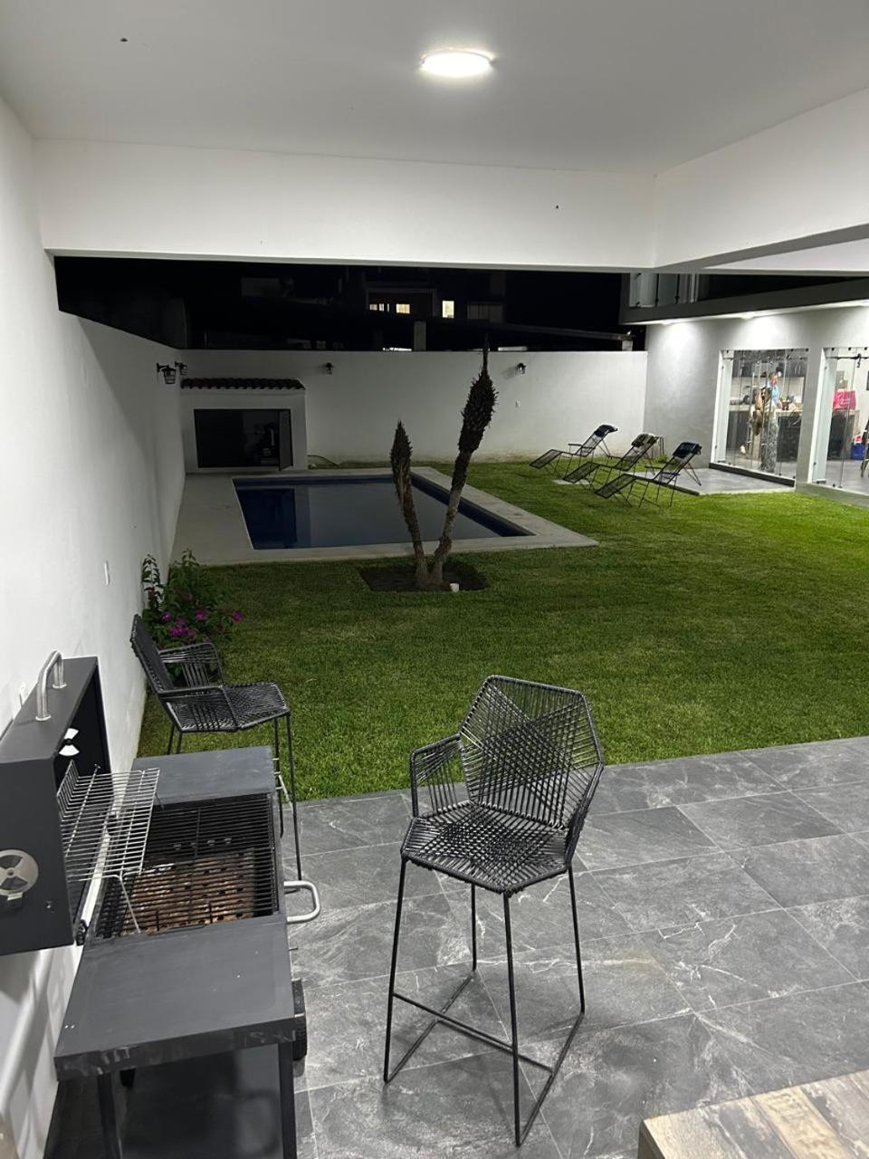 Casa grande en Tequesquitengo